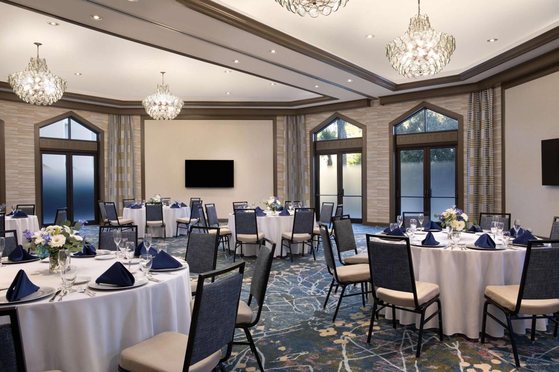 DoubleTree Suites by Hilton Orlando at Disney Springs photo 31