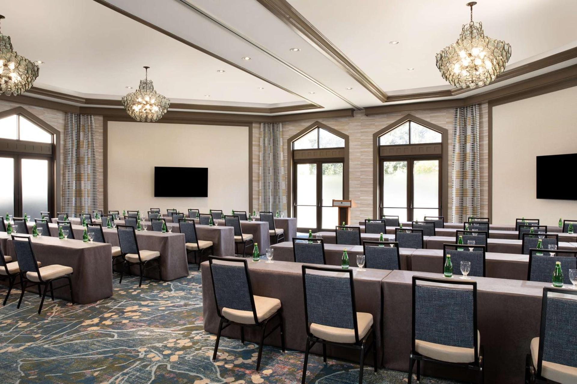 DoubleTree Suites by Hilton Orlando at Disney Springs photo 33
