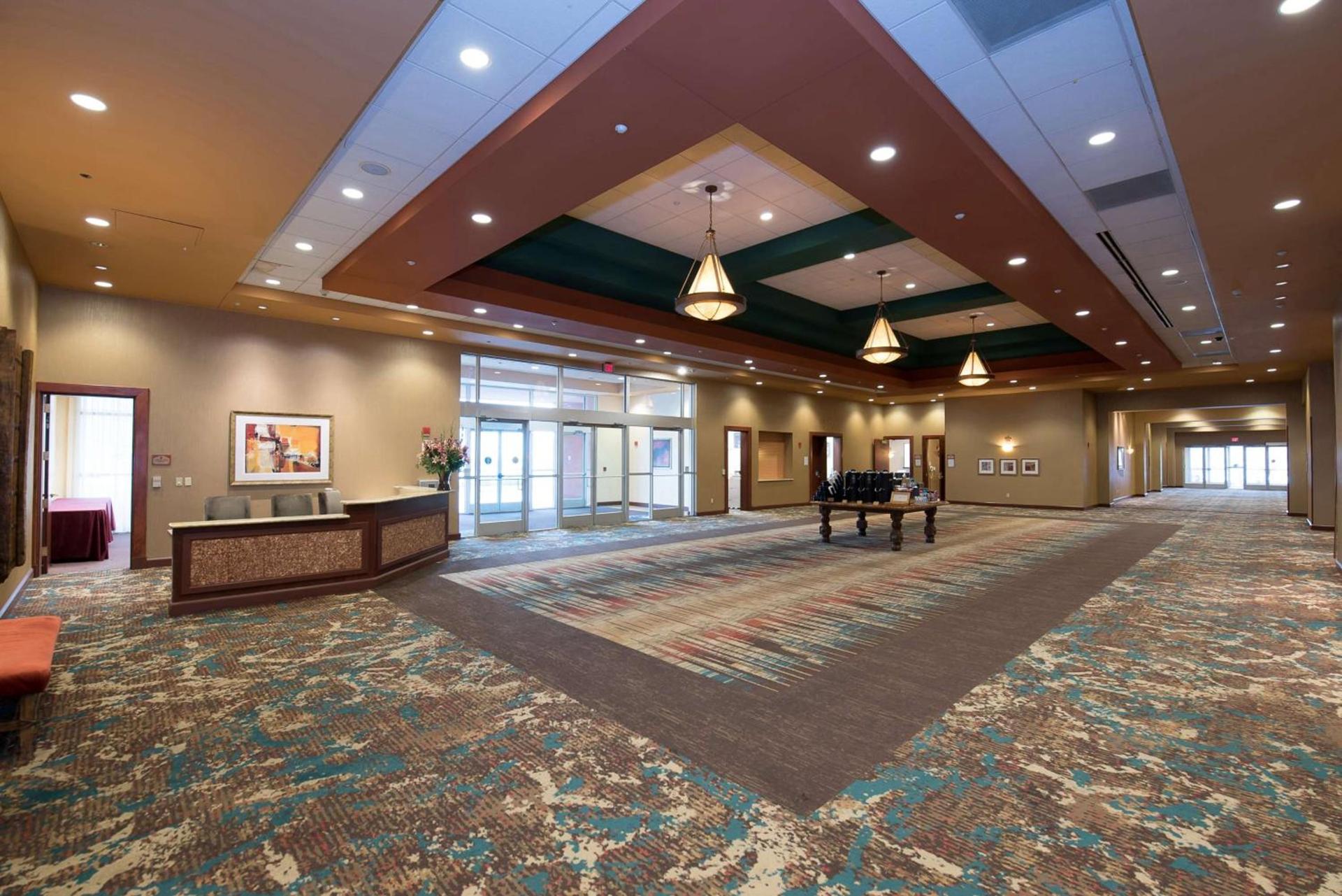 Embassy Suites by Hilton Albuquerque photo 43