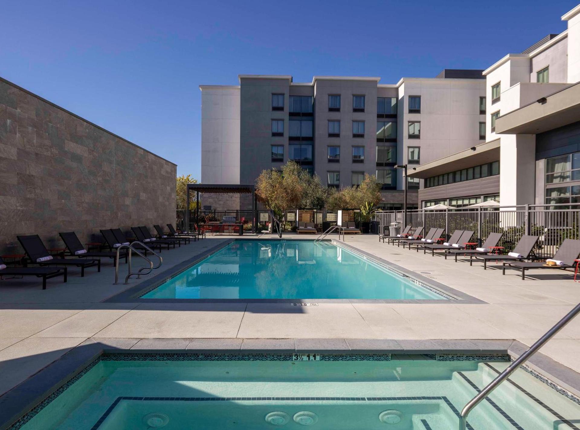Homewood Suites By Hilton Long Beach Airport photo 23