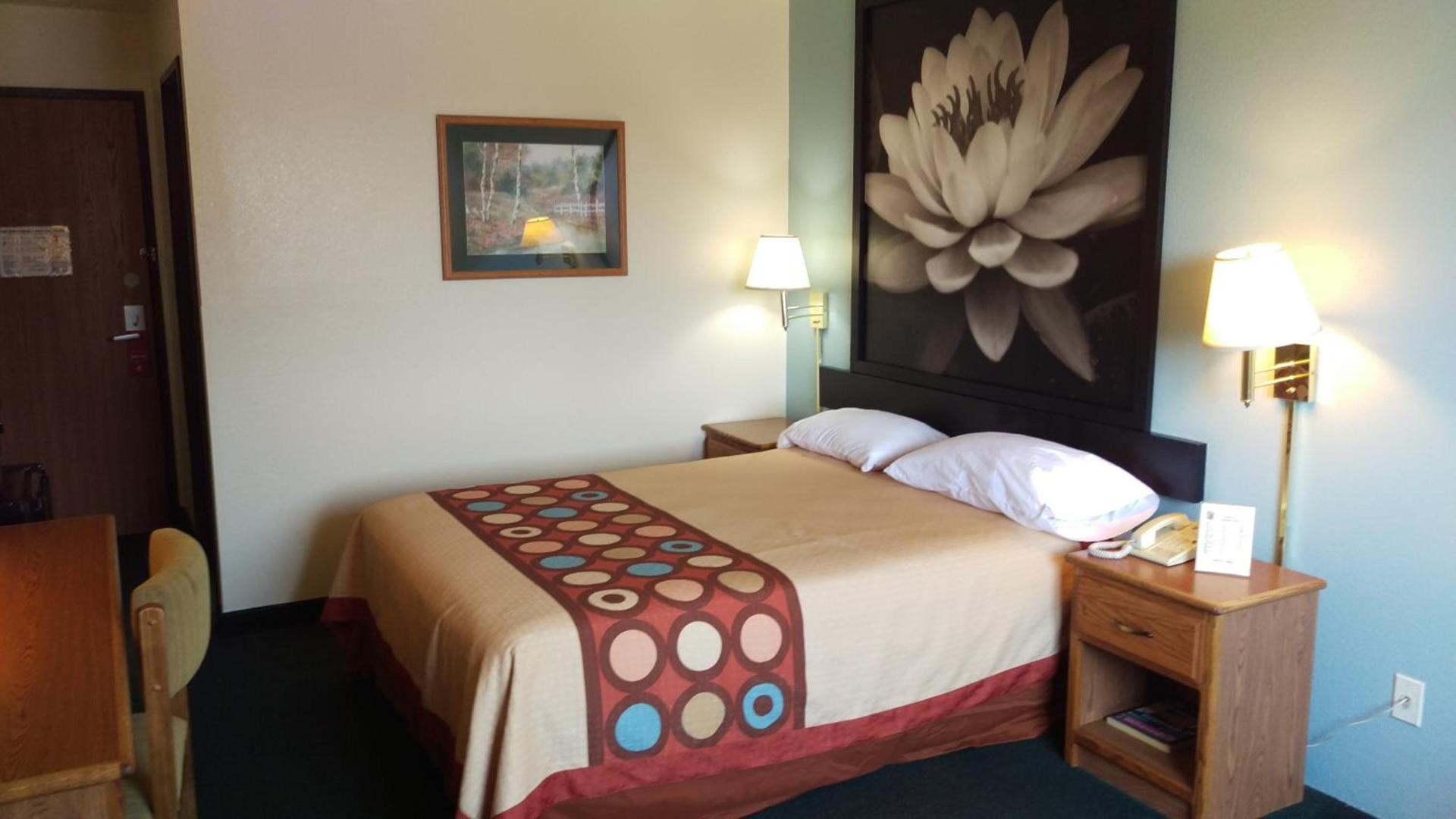 Super 8 by Wyndham Thurmont photo 35