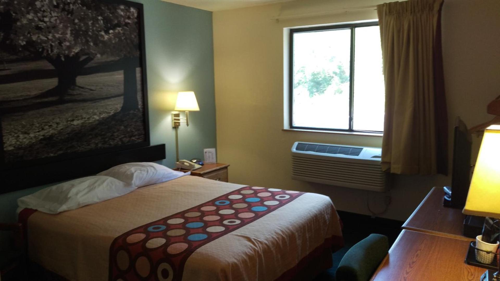 Super 8 by Wyndham Thurmont photo 24