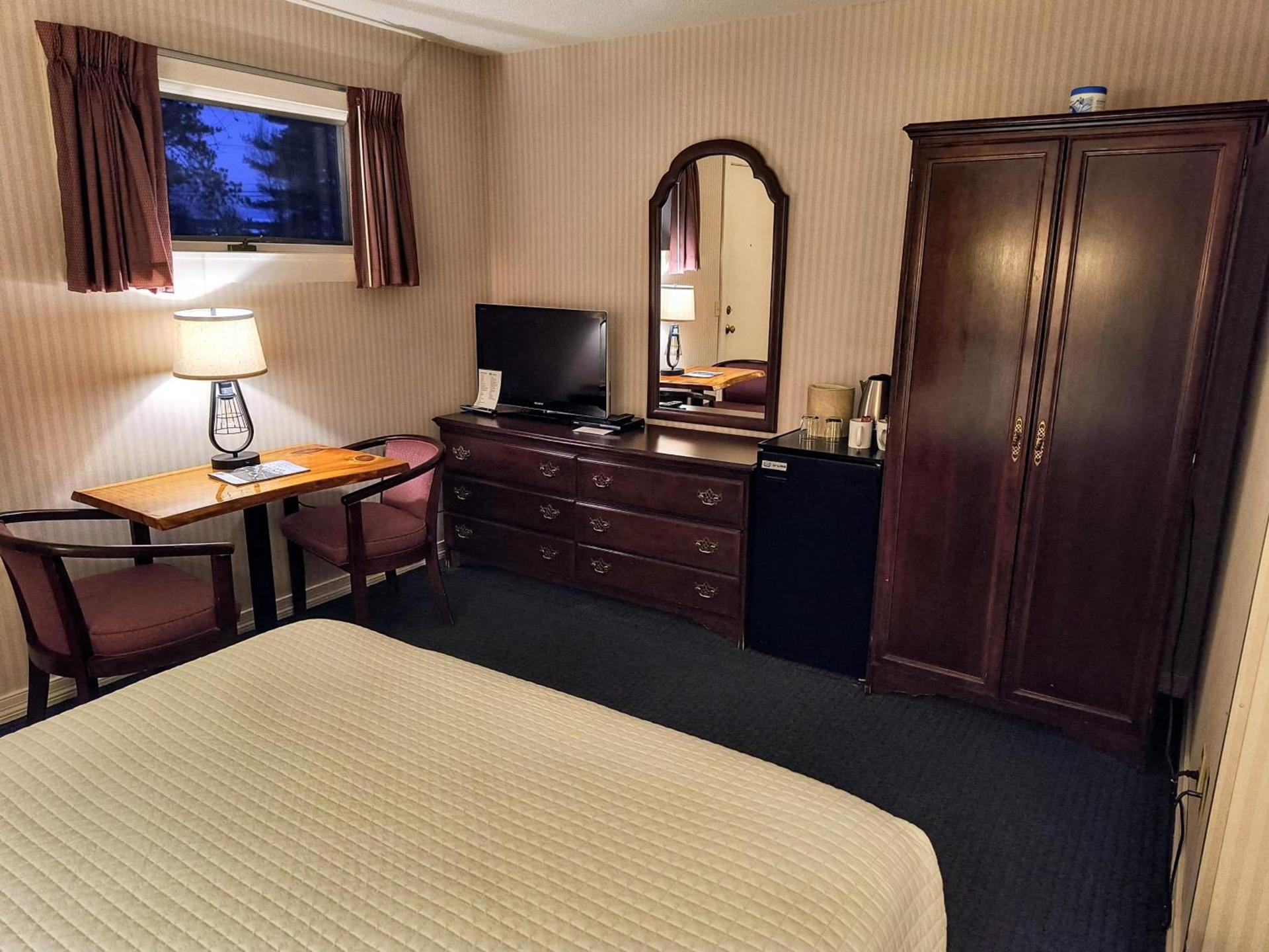 Stowe Motel & Snowdrift photo 7
