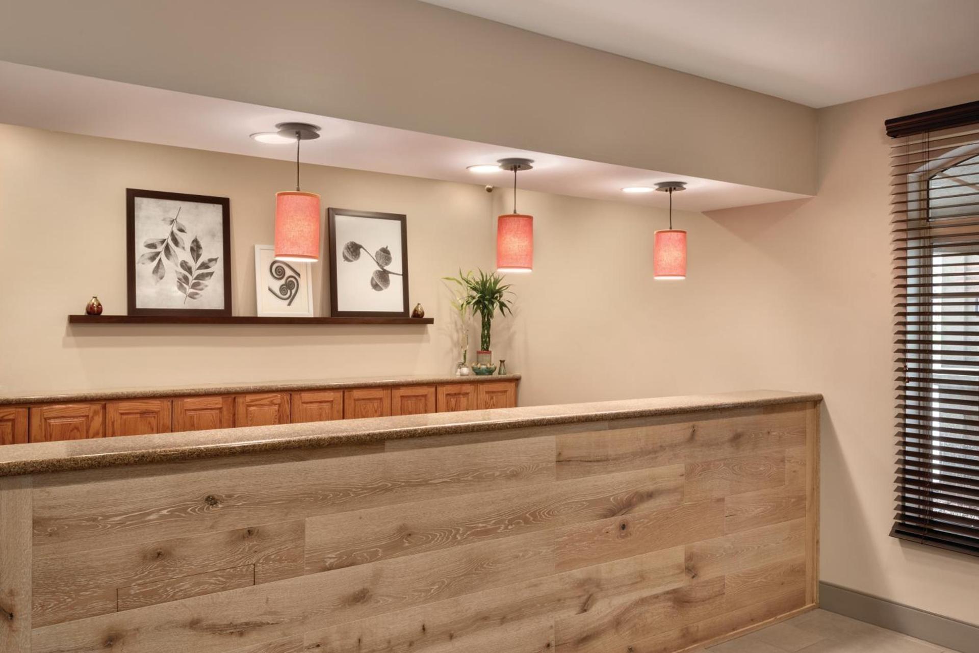 Country Inn & Suites by Radisson, Valparaiso, IN photo 29