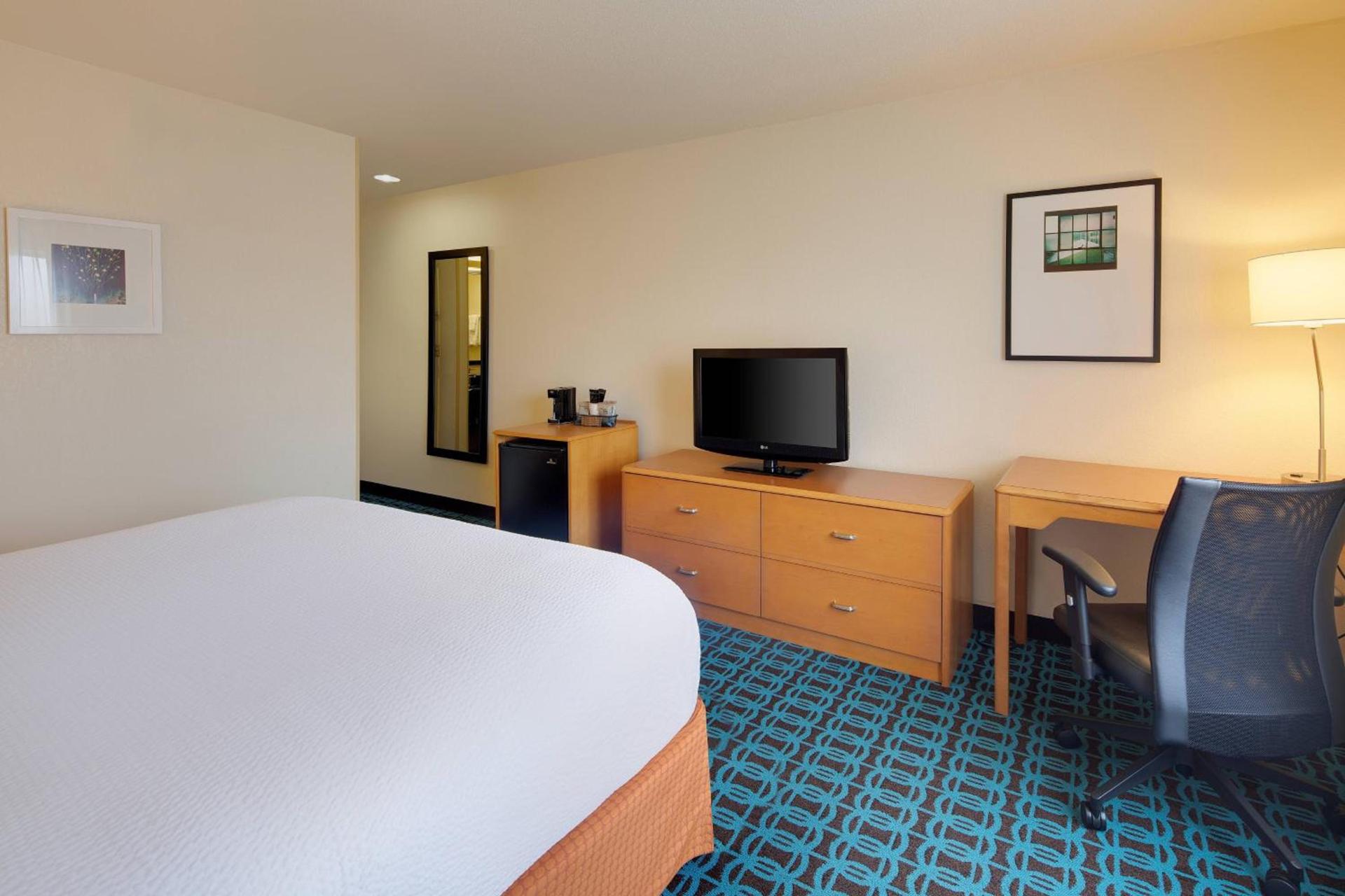 Fairfield Inn & Suites Indianapolis Airport photo 7