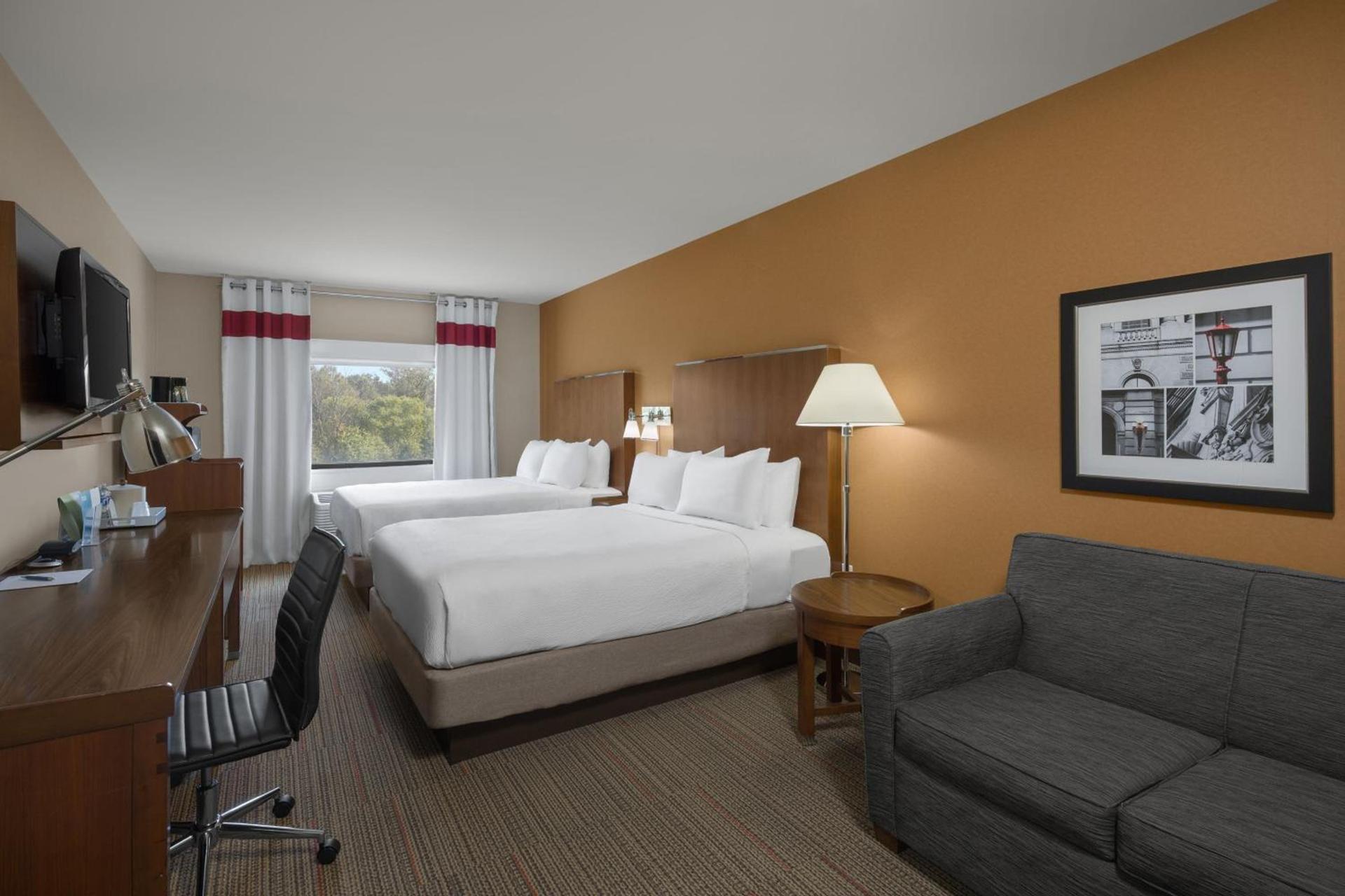 Four Points by Sheraton Newark Christiana Wilmington photo 5