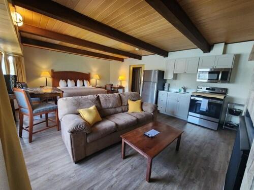 Westcliff Lodge photo 2