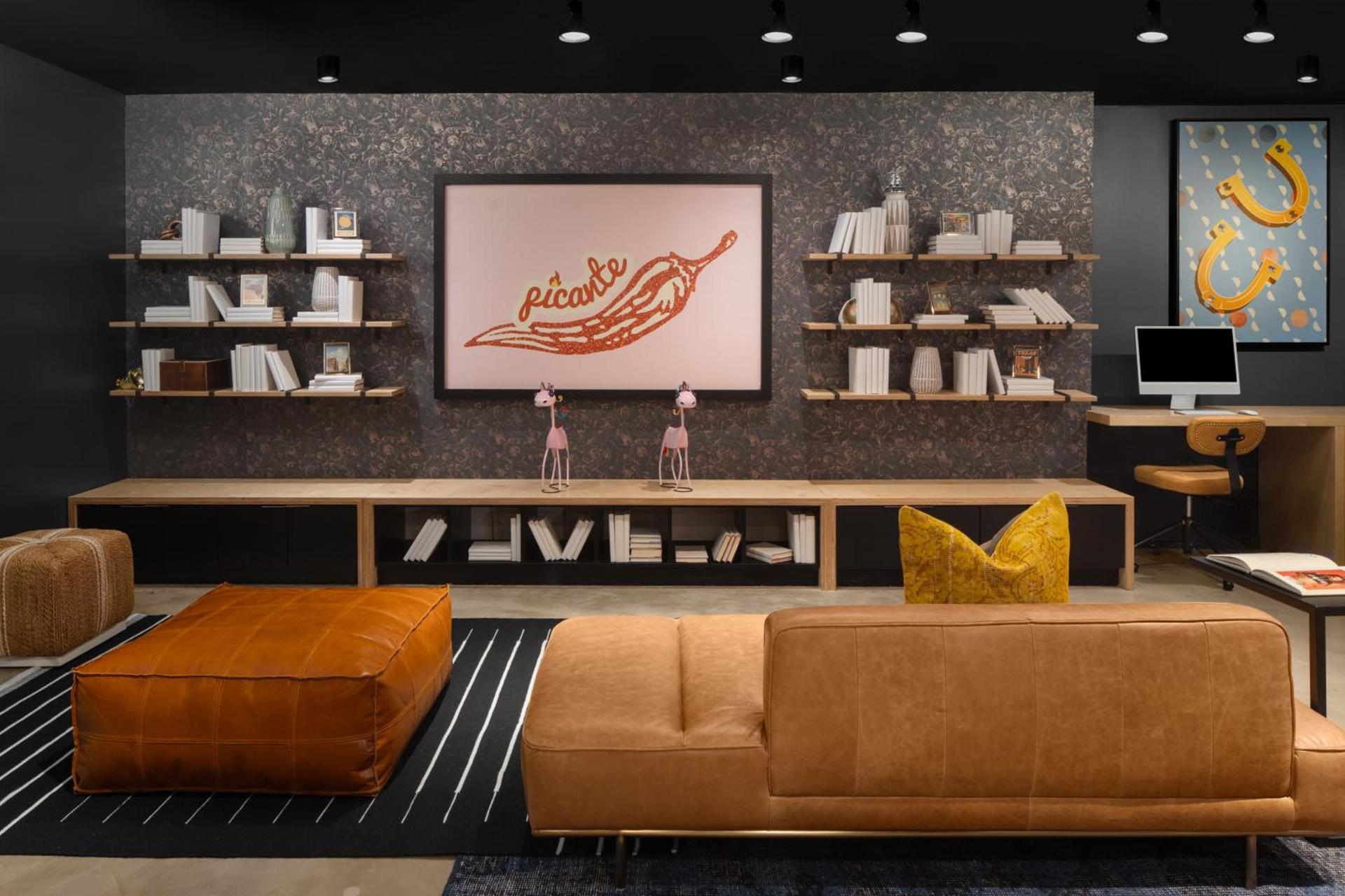 Moxy Houston Downtown photo 13