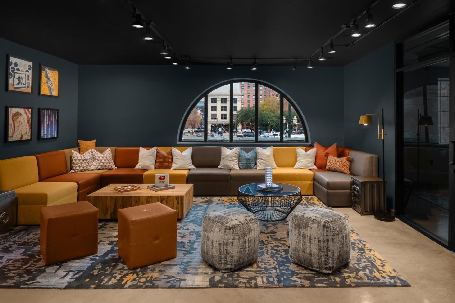 Moxy Houston Downtown photo 8