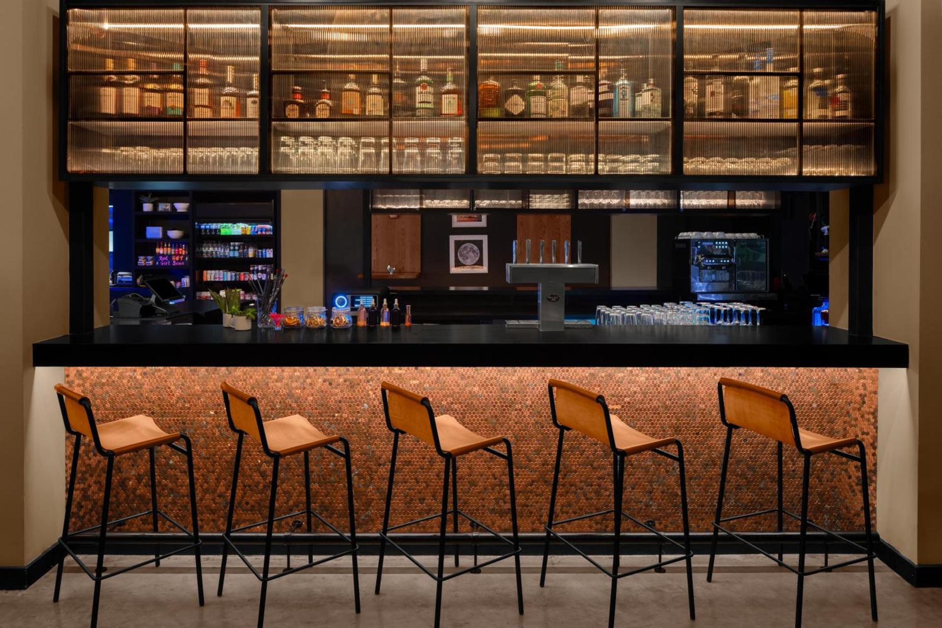 Moxy Houston Downtown photo 11