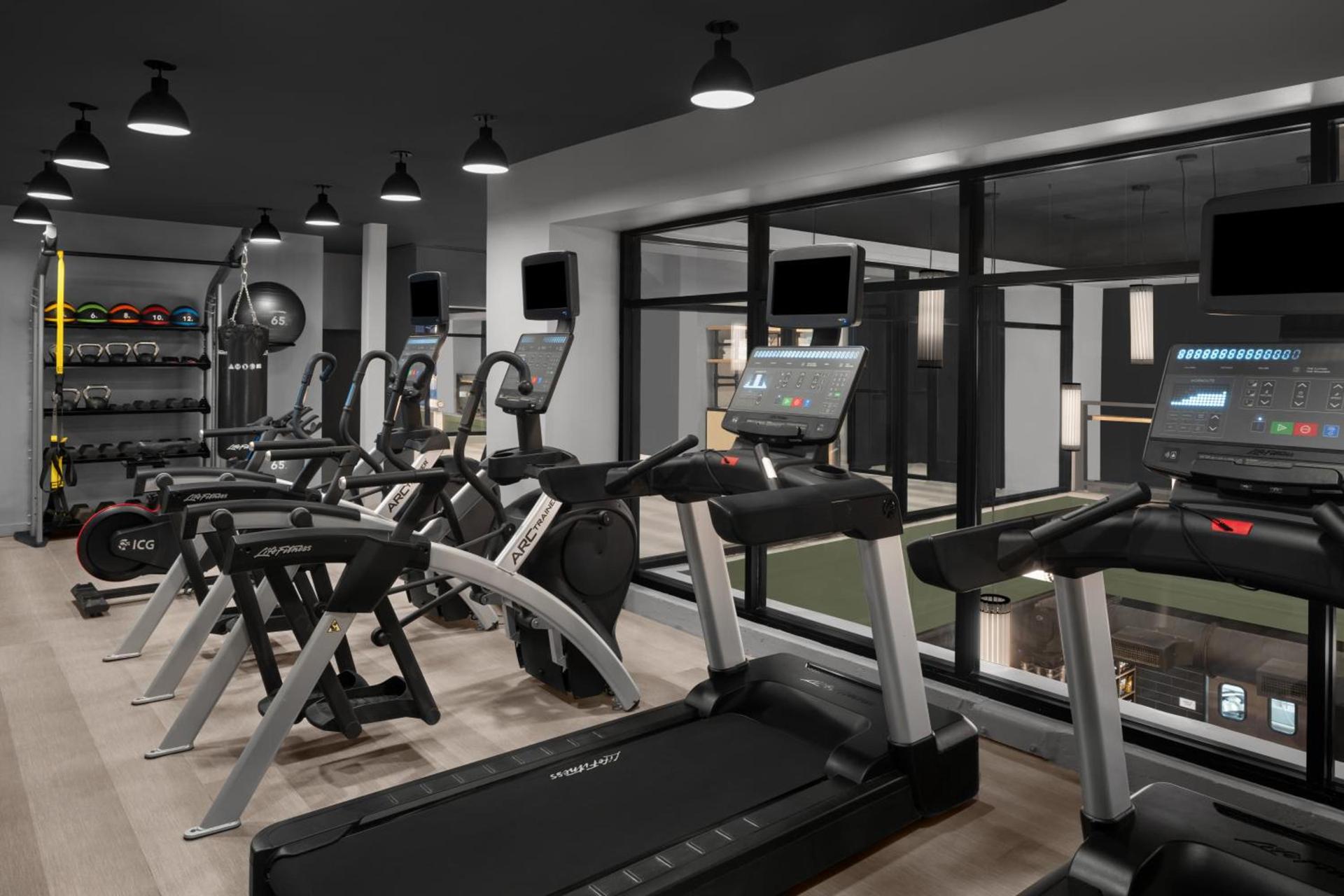 Moxy Houston Downtown photo 22