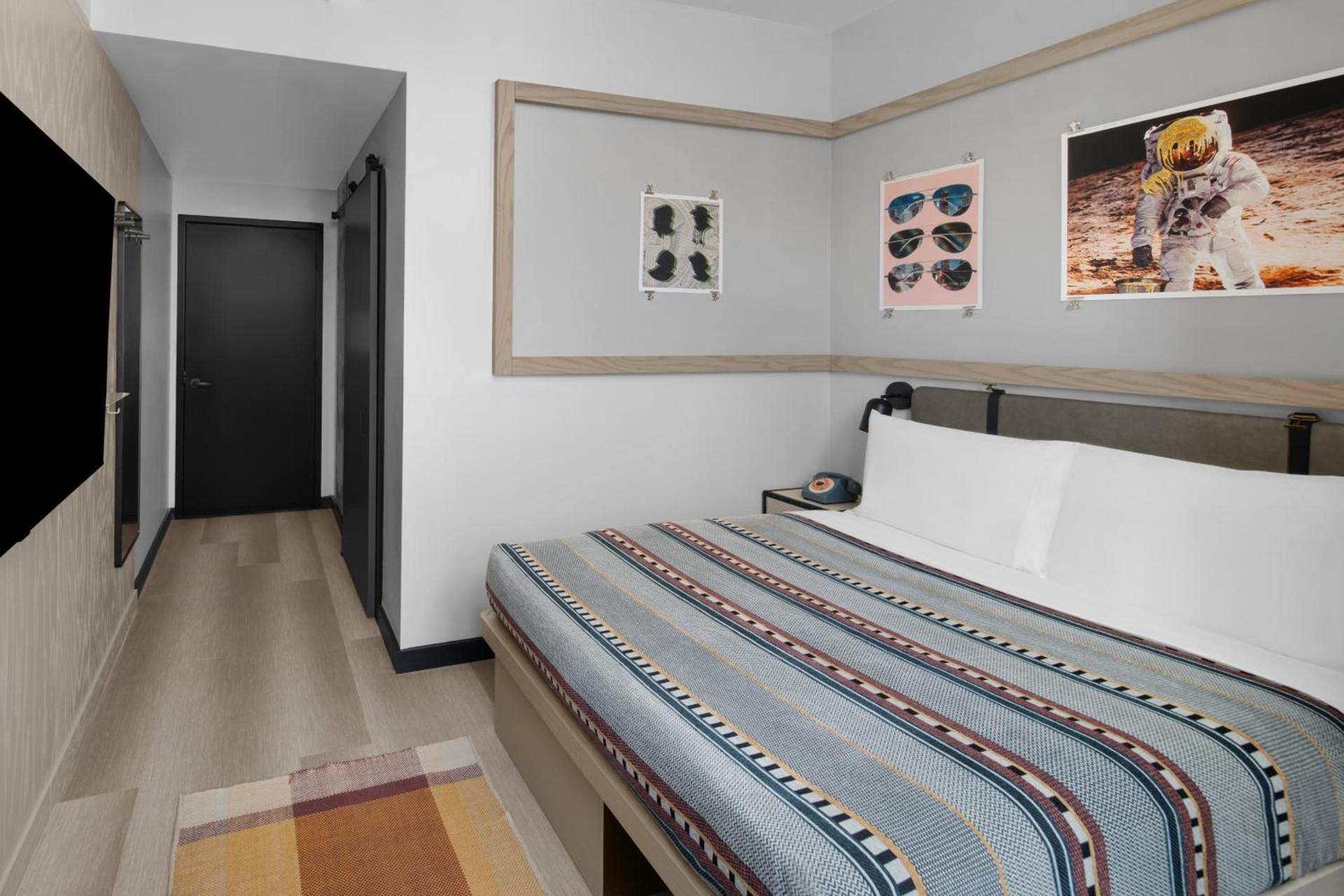 Moxy Houston Downtown photo 35
