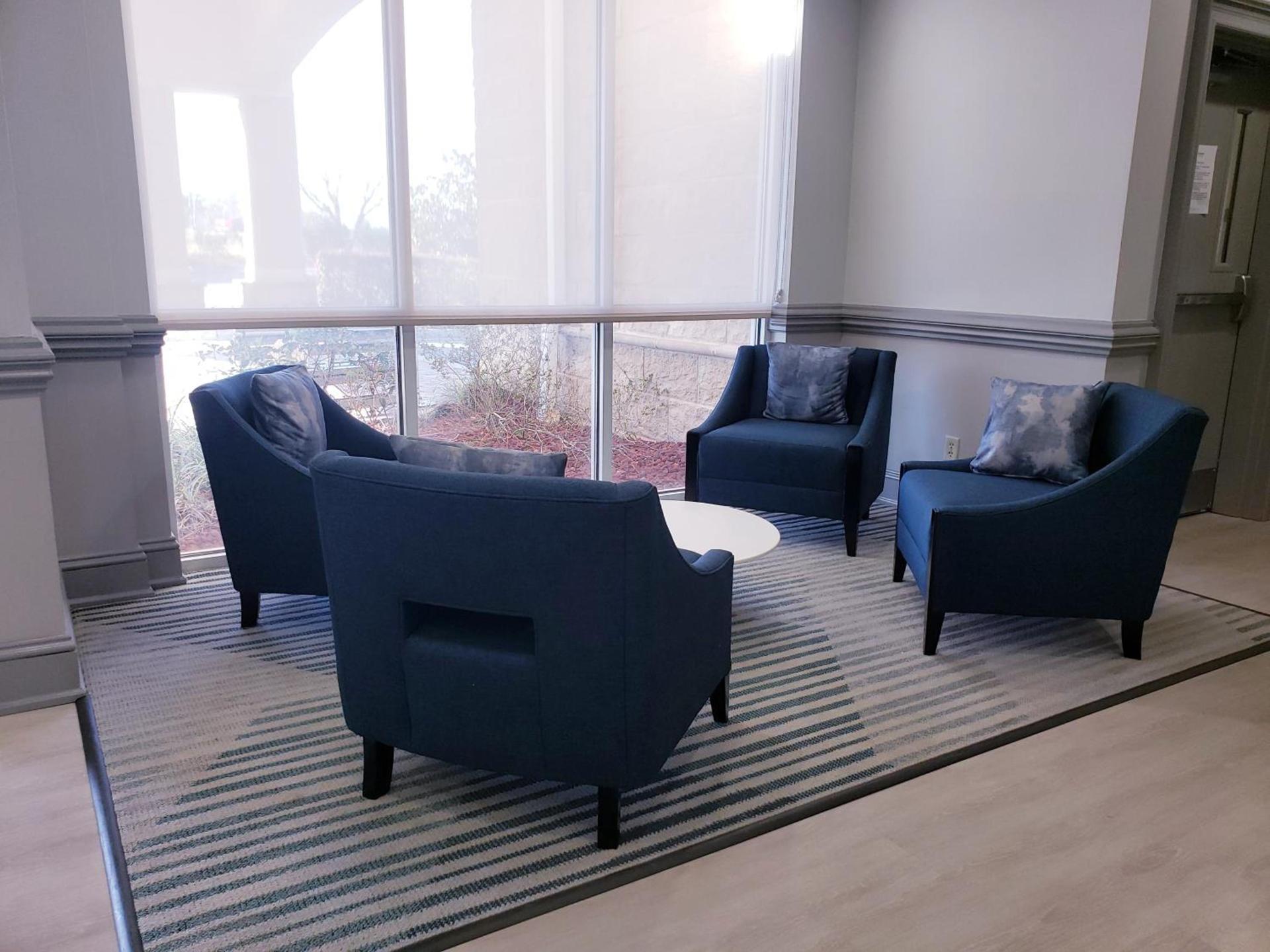 Comfort Suites Valdosta Mall Area photo 58