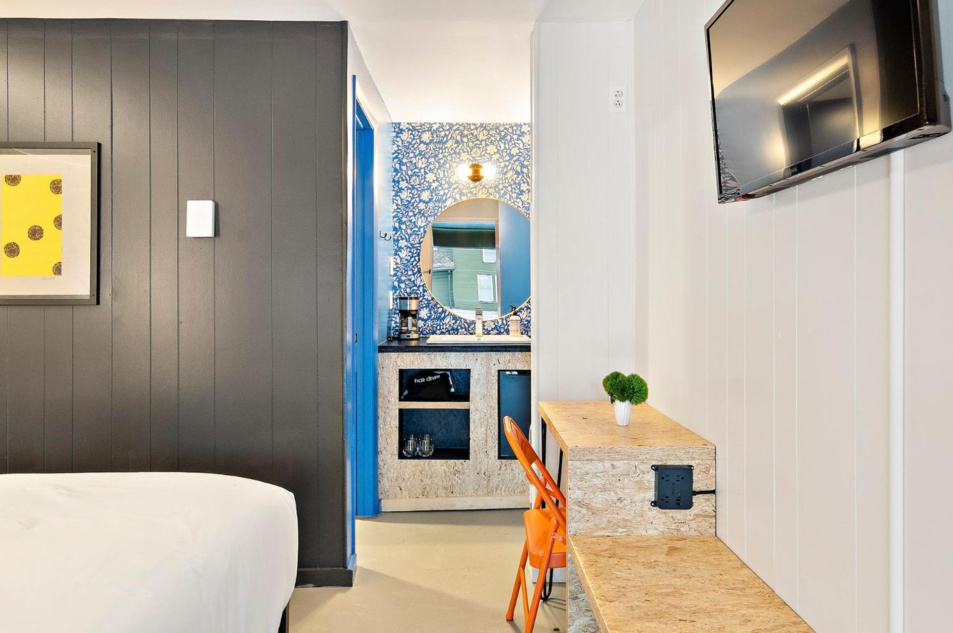 The Brooks Motel photo 32