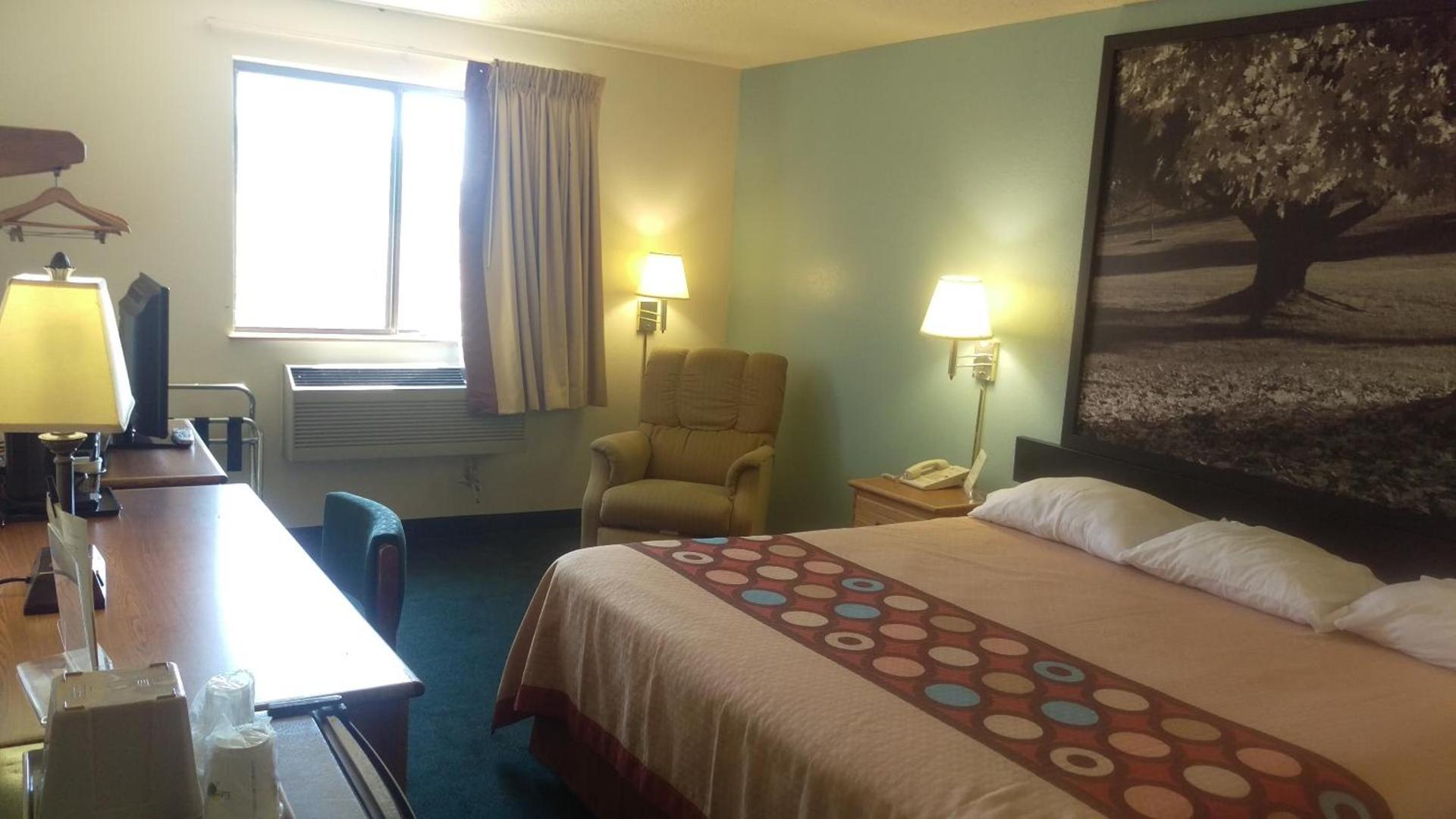 Super 8 by Wyndham Thurmont photo 19