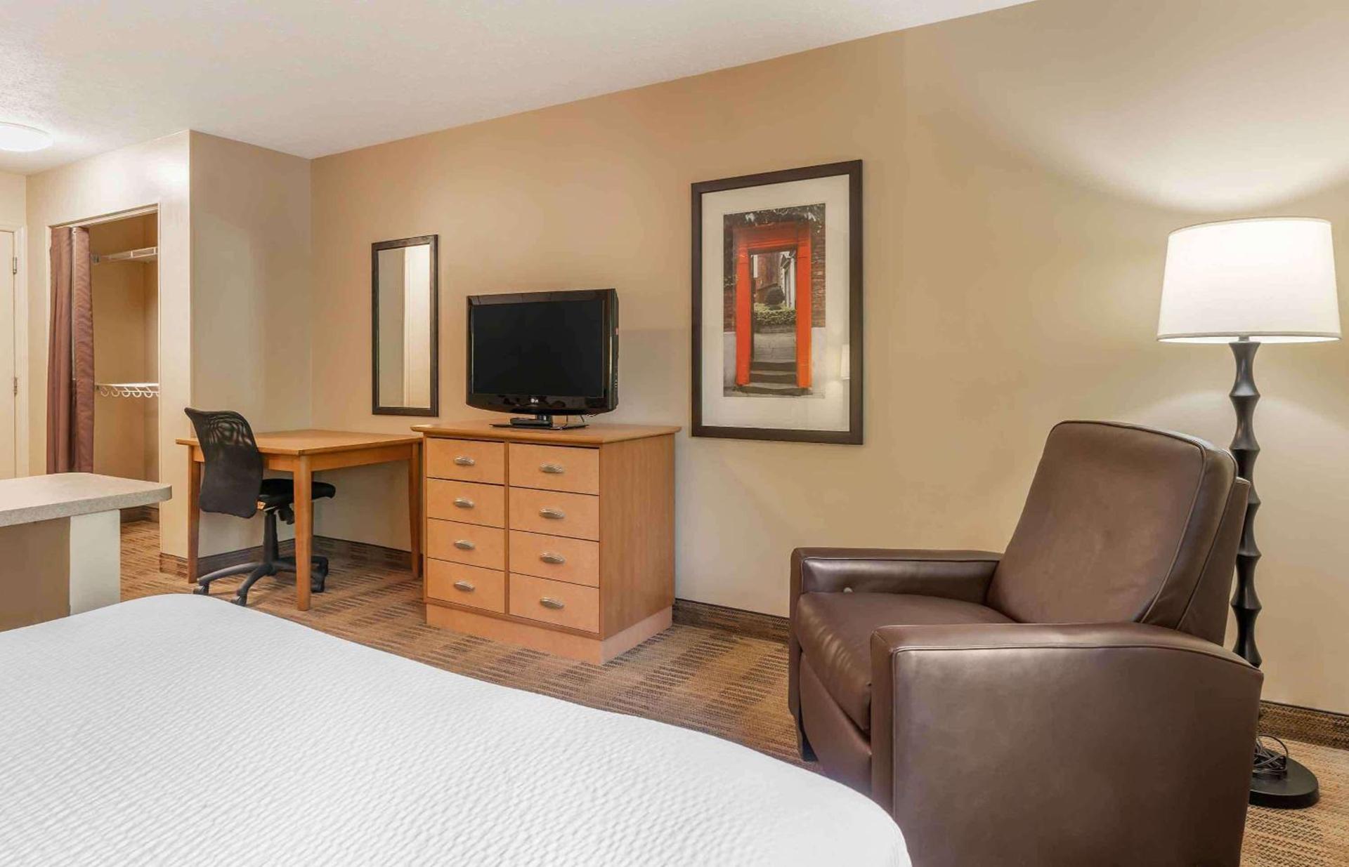 Extended Stay America Suites - Arlington - Six Flags photo 10