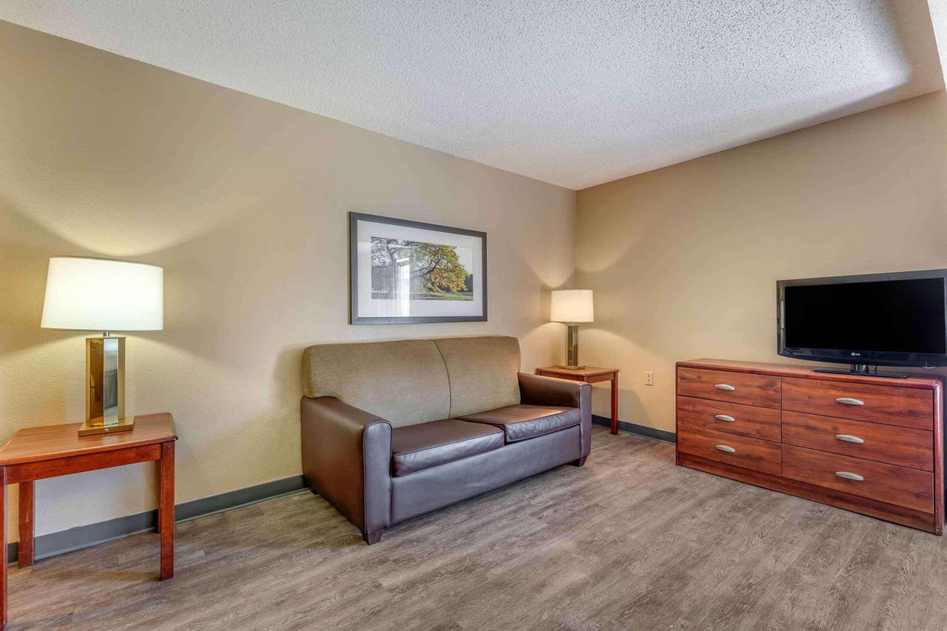 Extended Stay America Suites - Arlington - Six Flags photo 19