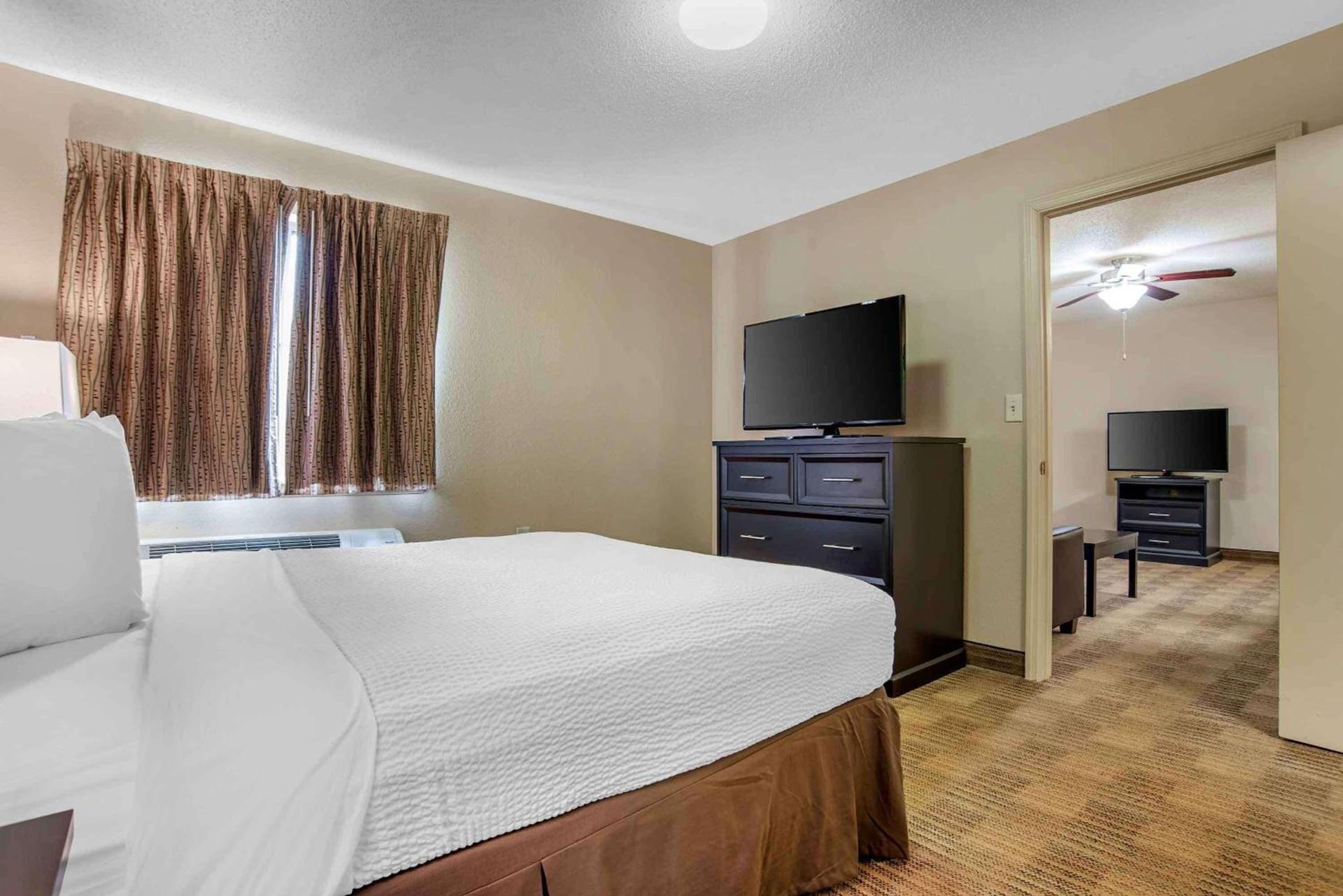 Extended Stay America Suites - Arlington - Six Flags photo 24