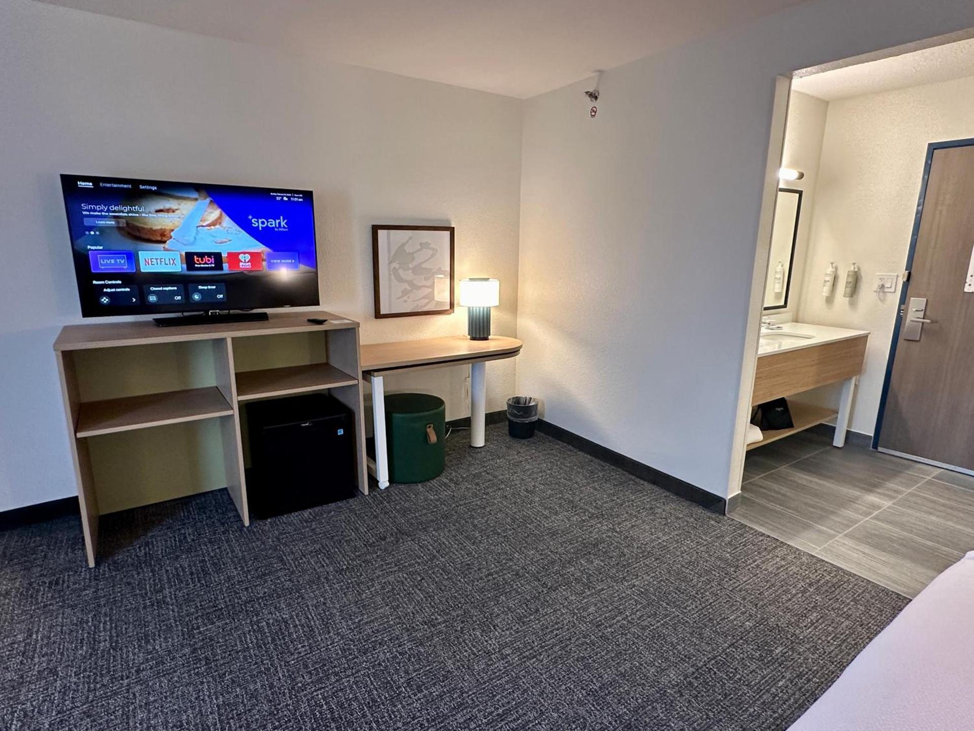 Spark By Hilton Fort Wayne photo 55