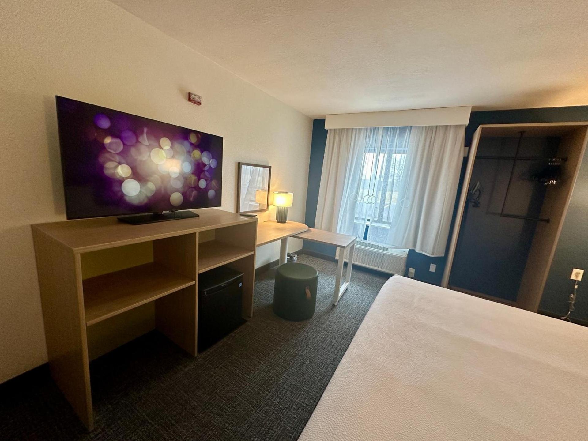 Spark By Hilton Fort Wayne photo 58
