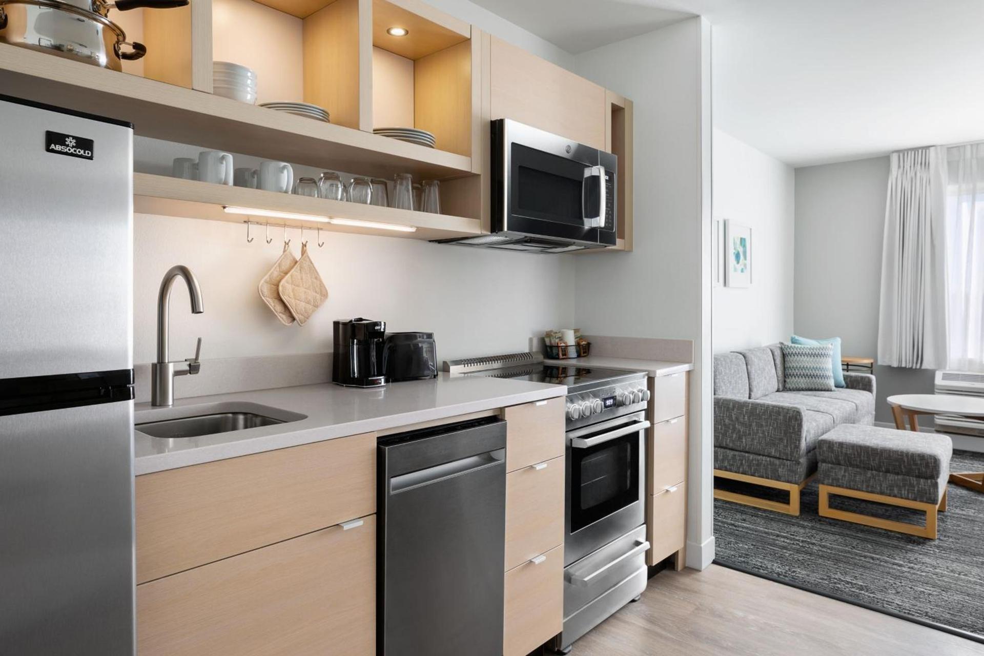 TownePlace Suites by Marriott Iron Mountain photo 24