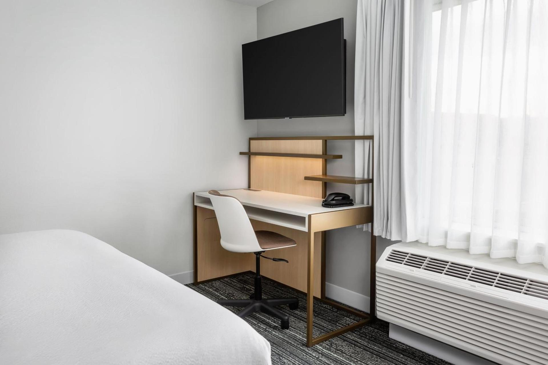 TownePlace Suites by Marriott Iron Mountain photo 28