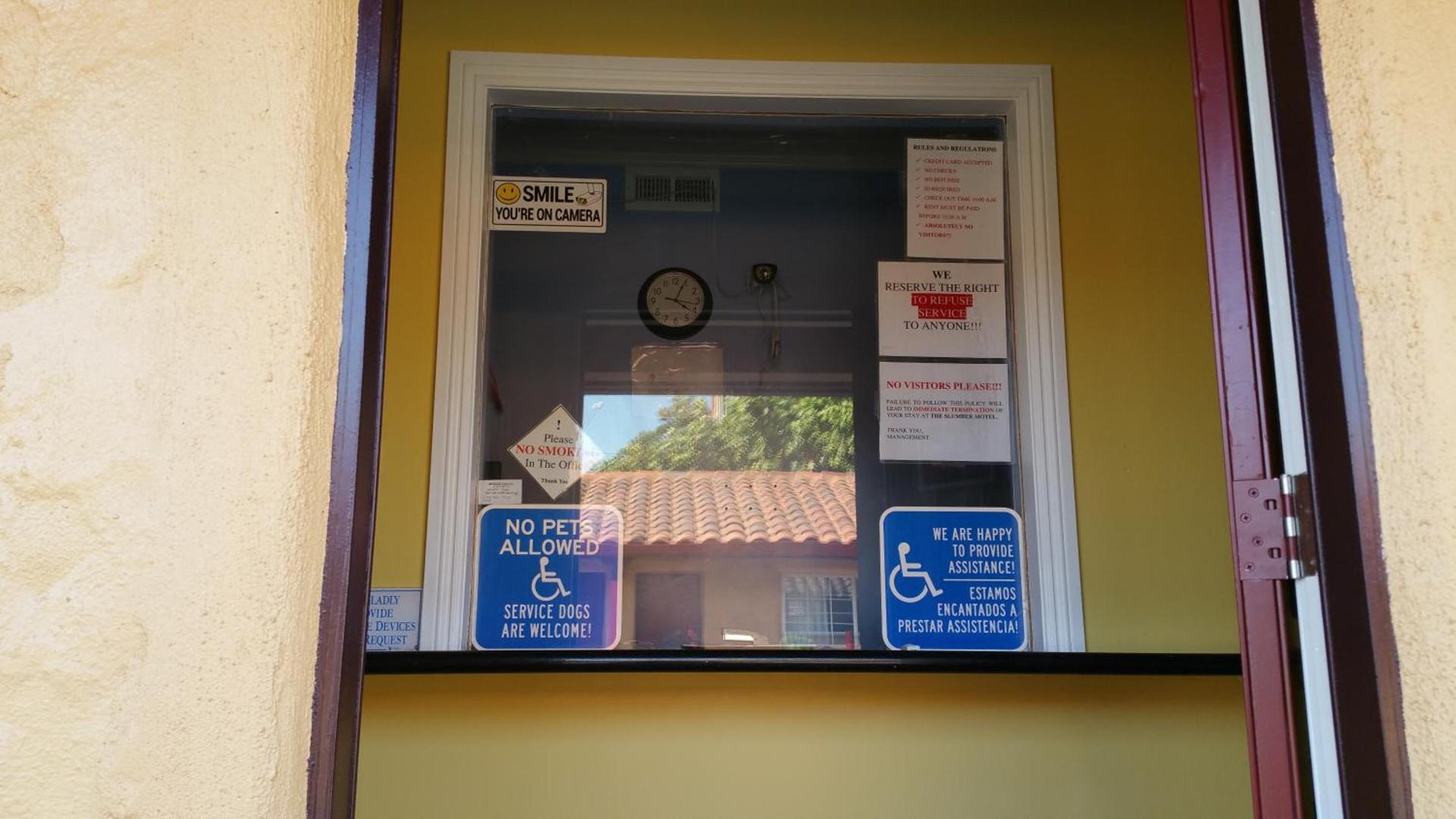 Slumber Motel photo 2