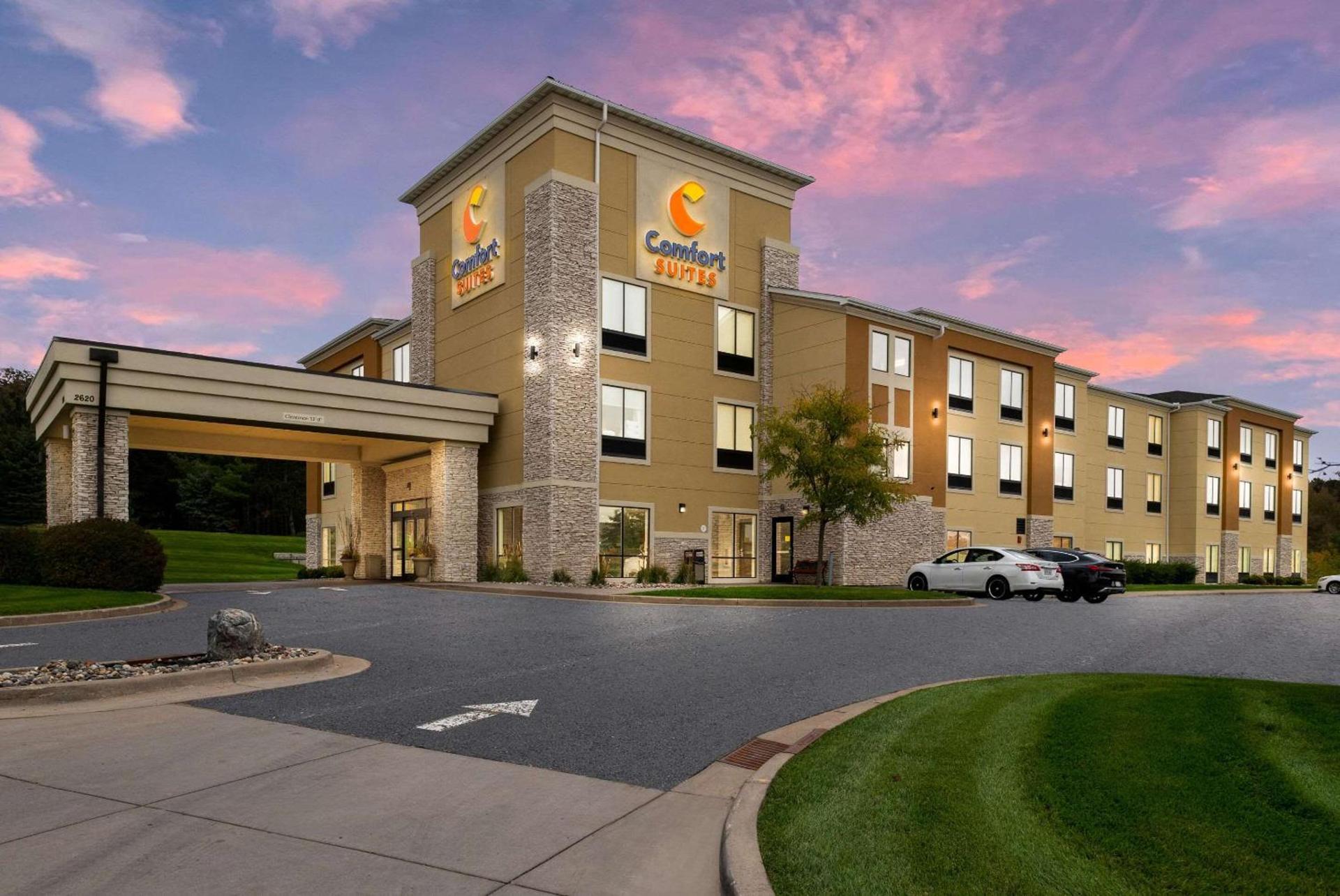 Comfort Suites Hudson I-94 photo 6