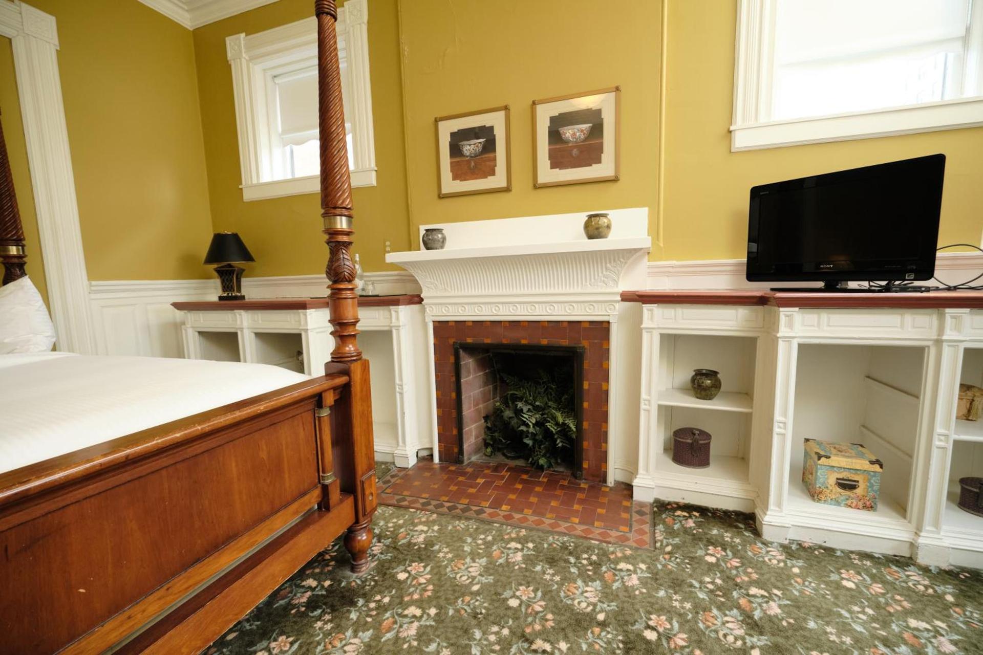The Inn on Ferry Street photo 56