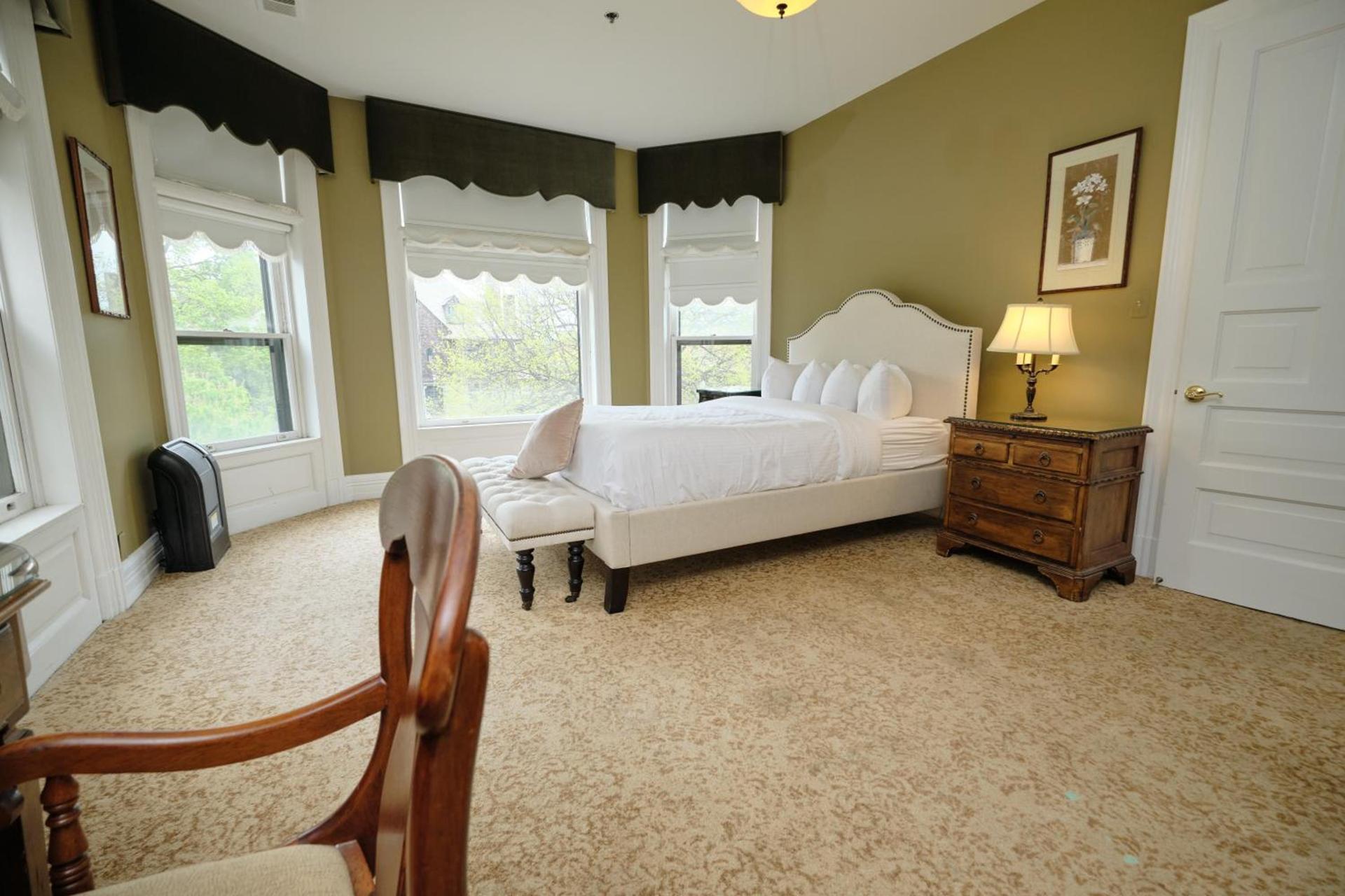 The Inn on Ferry Street photo 98