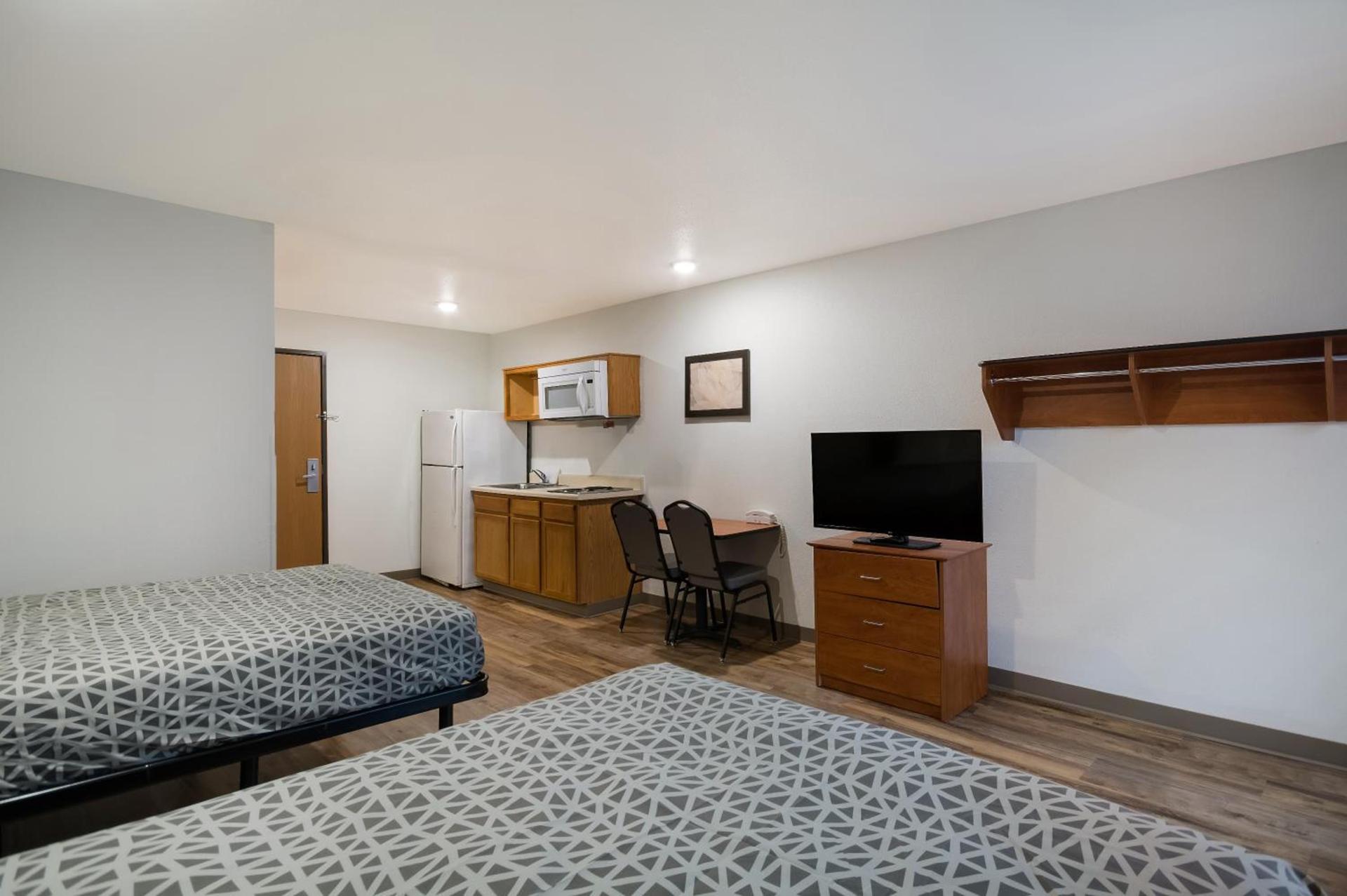 WoodSpring Suites Johnson City photo 30