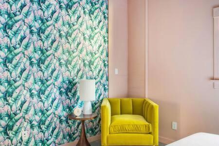 Green Room at the Grand Maloney photo 8