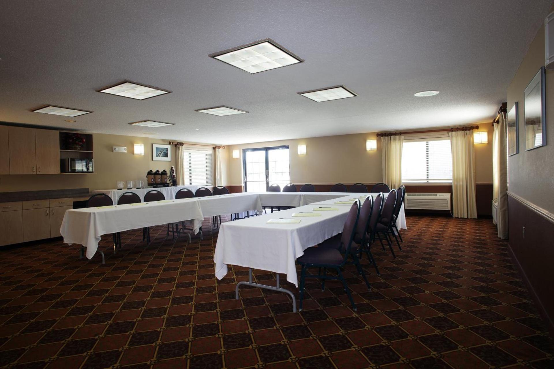 AmericInn by Wyndham Okoboji photo 48