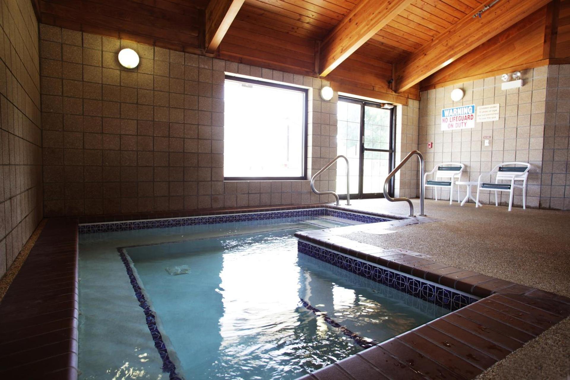 AmericInn by Wyndham Okoboji photo 47