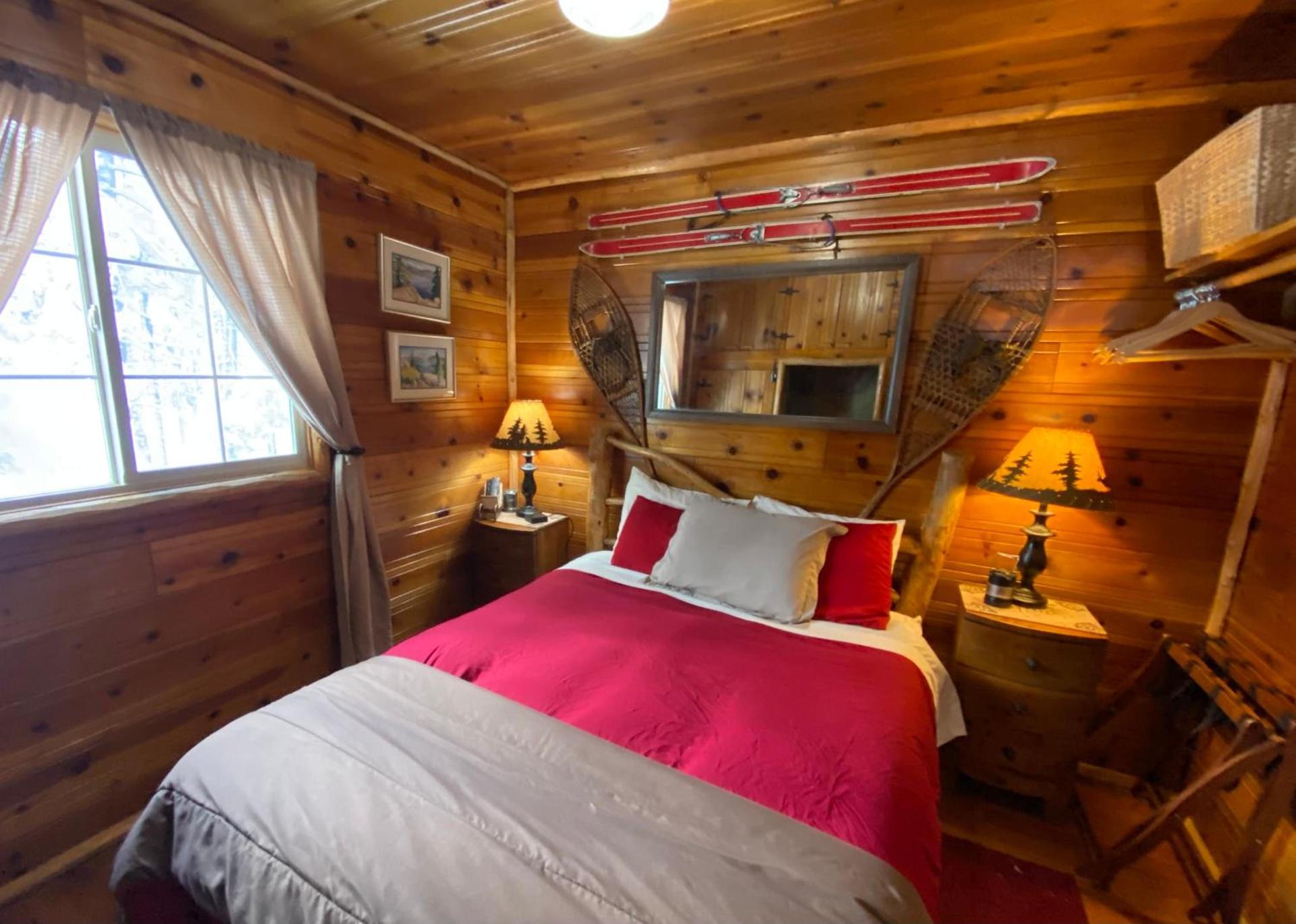 Tahoma Meadows - Sugar Pine Cabin photo 15