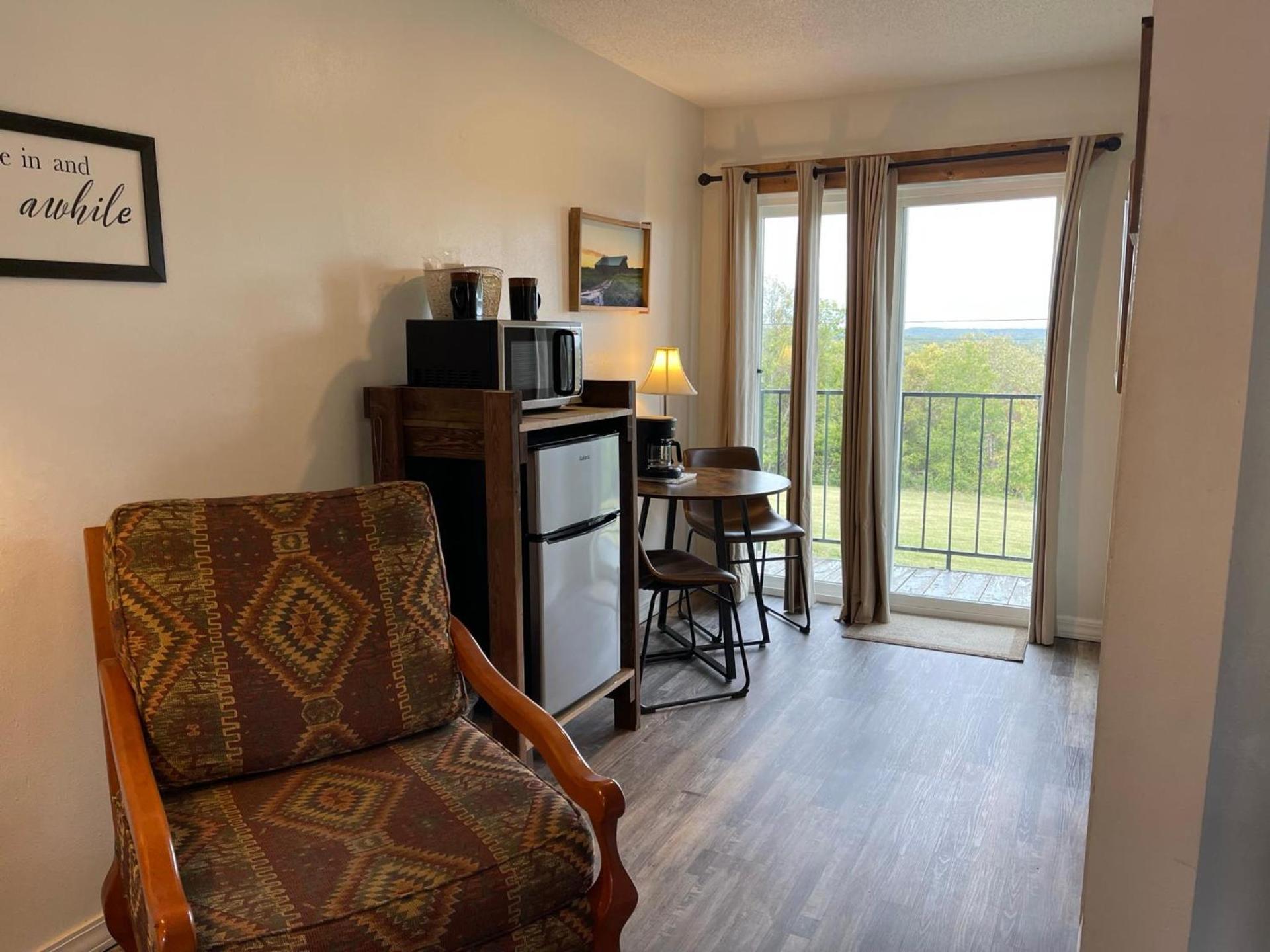 Mountain View Guest Motel photo 25