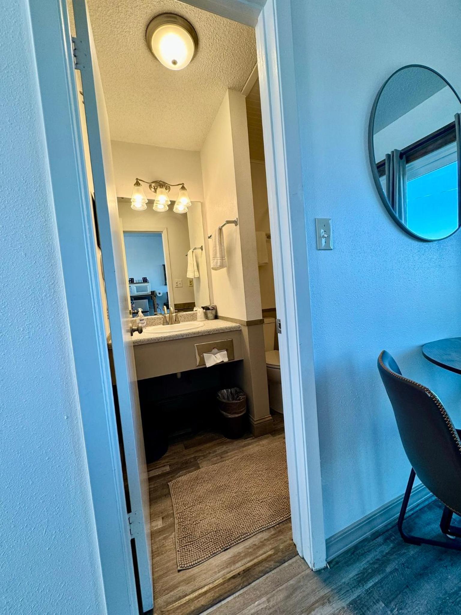Mountain View Guest Motel photo 26
