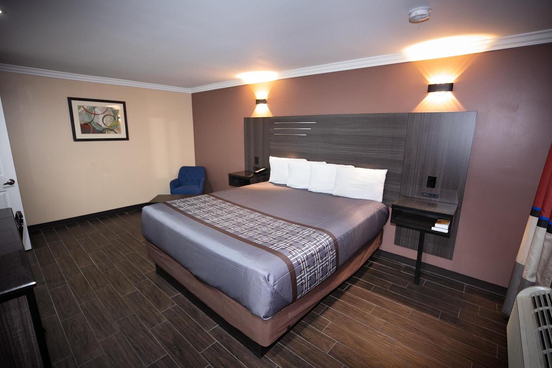 Rodeway Inn & Suites Bellflower photo 76