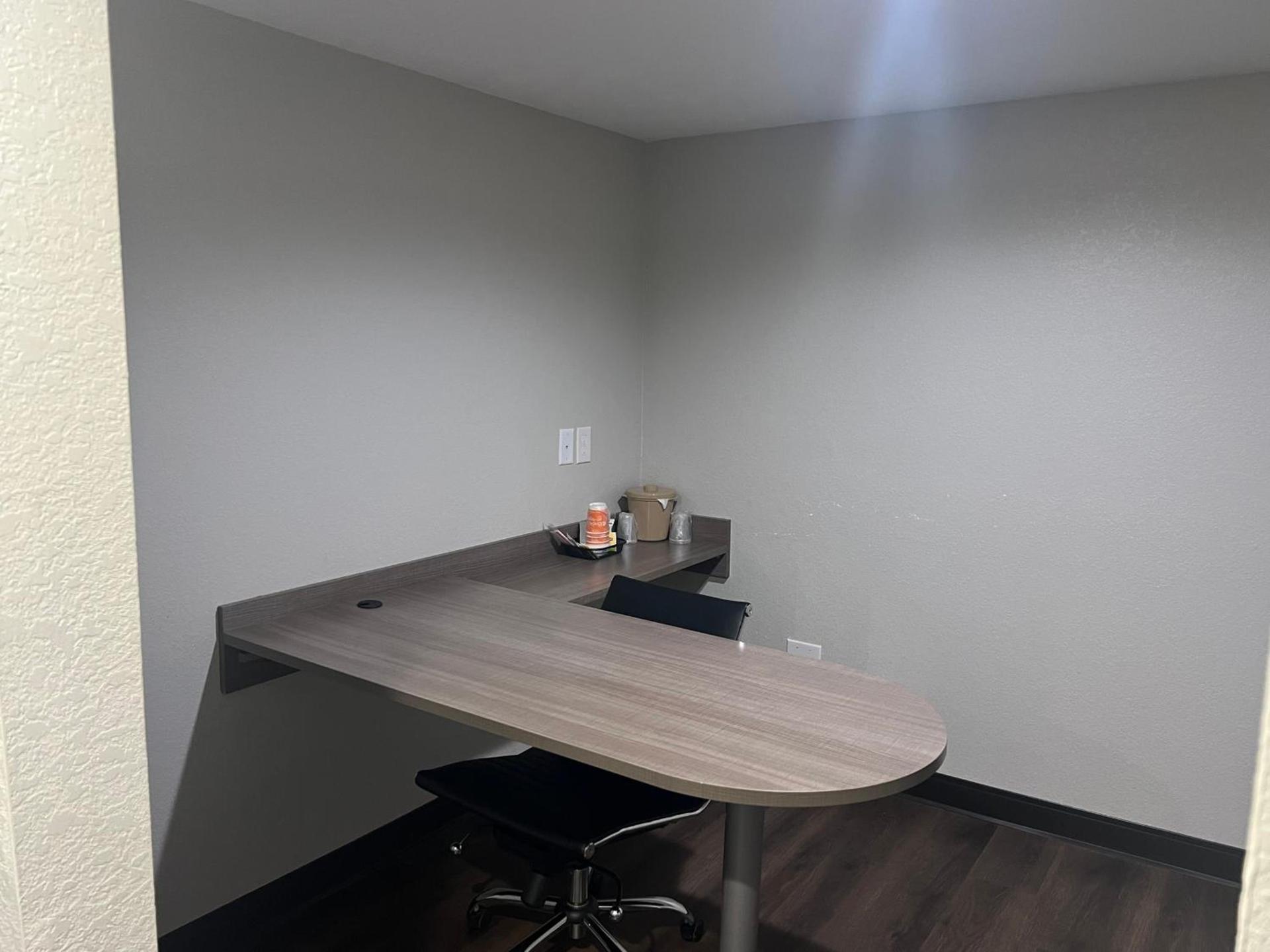 Quality Suites Wildwood - The Villages photo 46