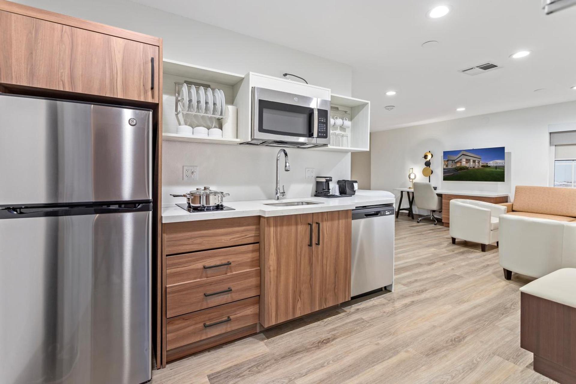 Baymont by Wyndham Beaumont photo 66
