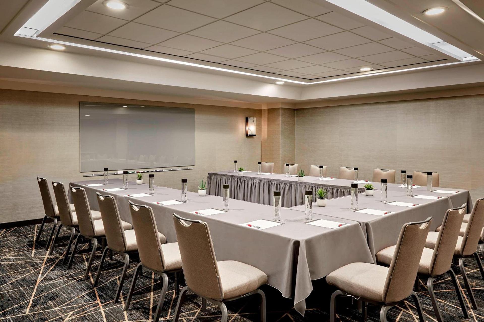 San Francisco Airport Marriott Waterfront photo 59