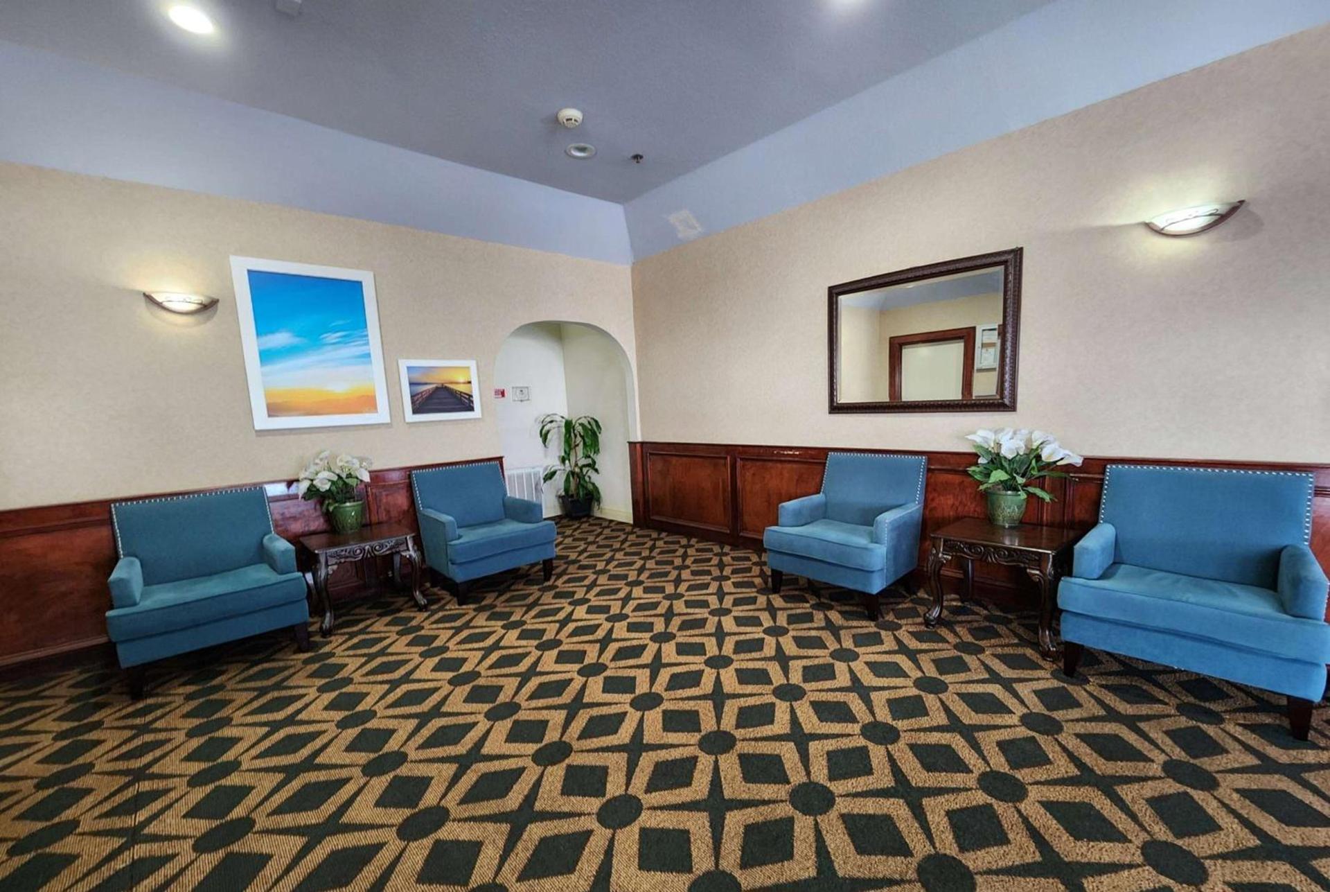 Studio 6 Suites Pasadena, TX photo 6
