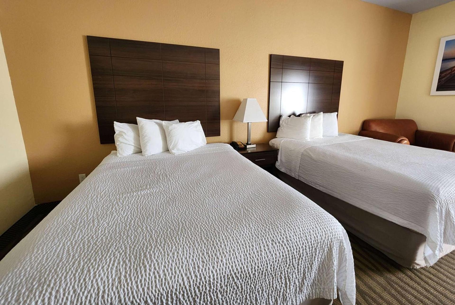Studio 6 Suites Pasadena, TX photo 4