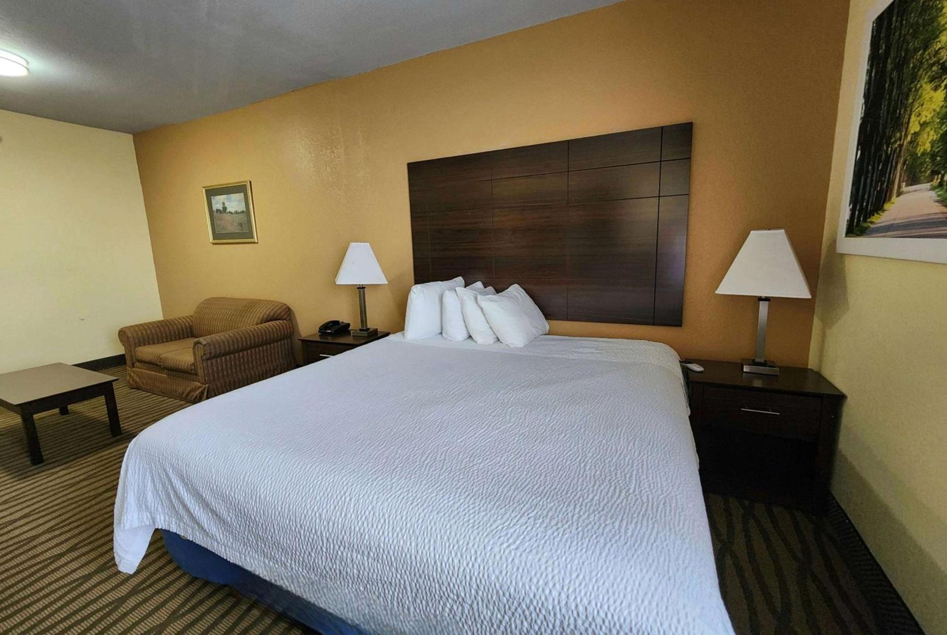 Studio 6 Suites Pasadena, TX photo 17