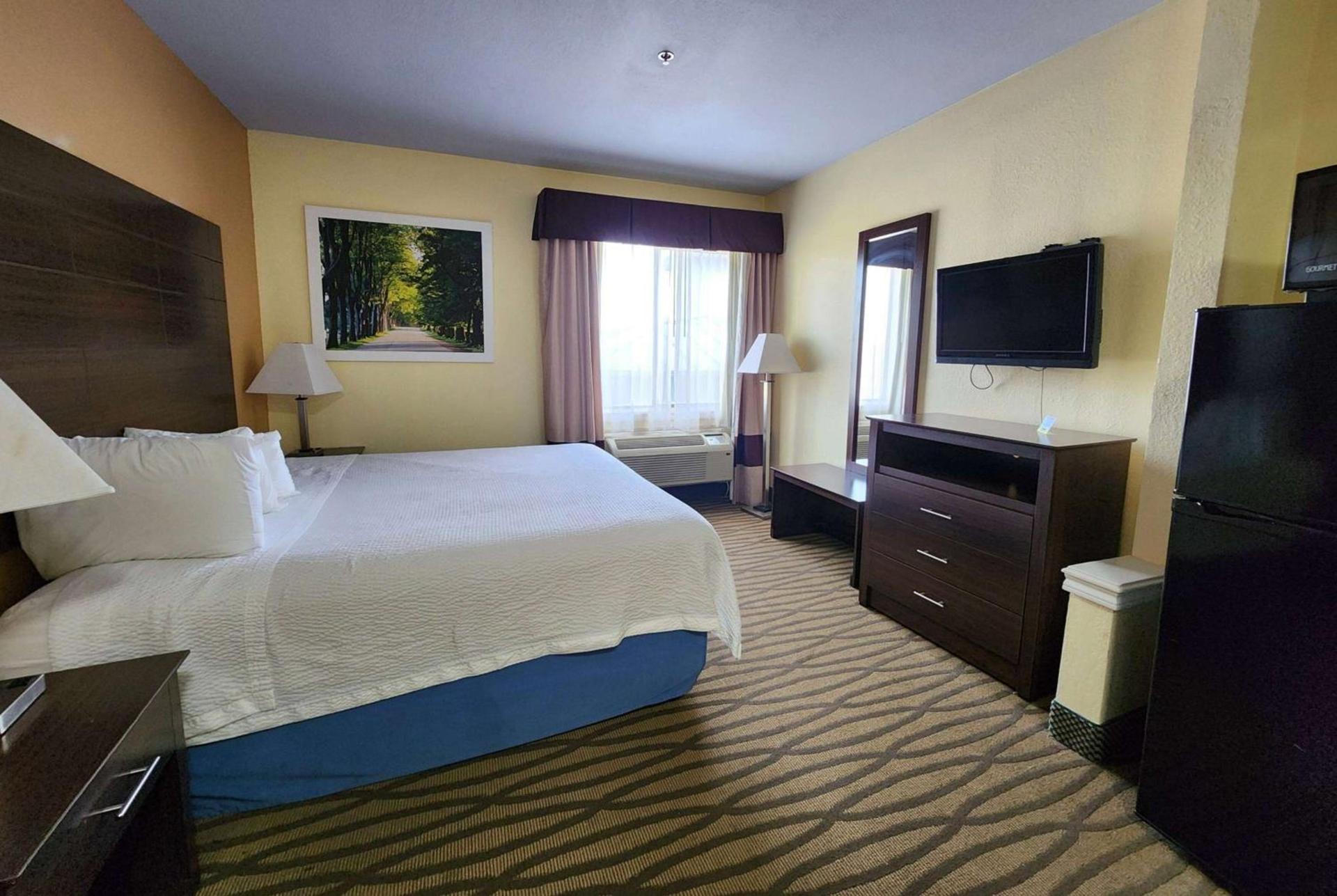 Studio 6 Suites Pasadena, TX photo 20