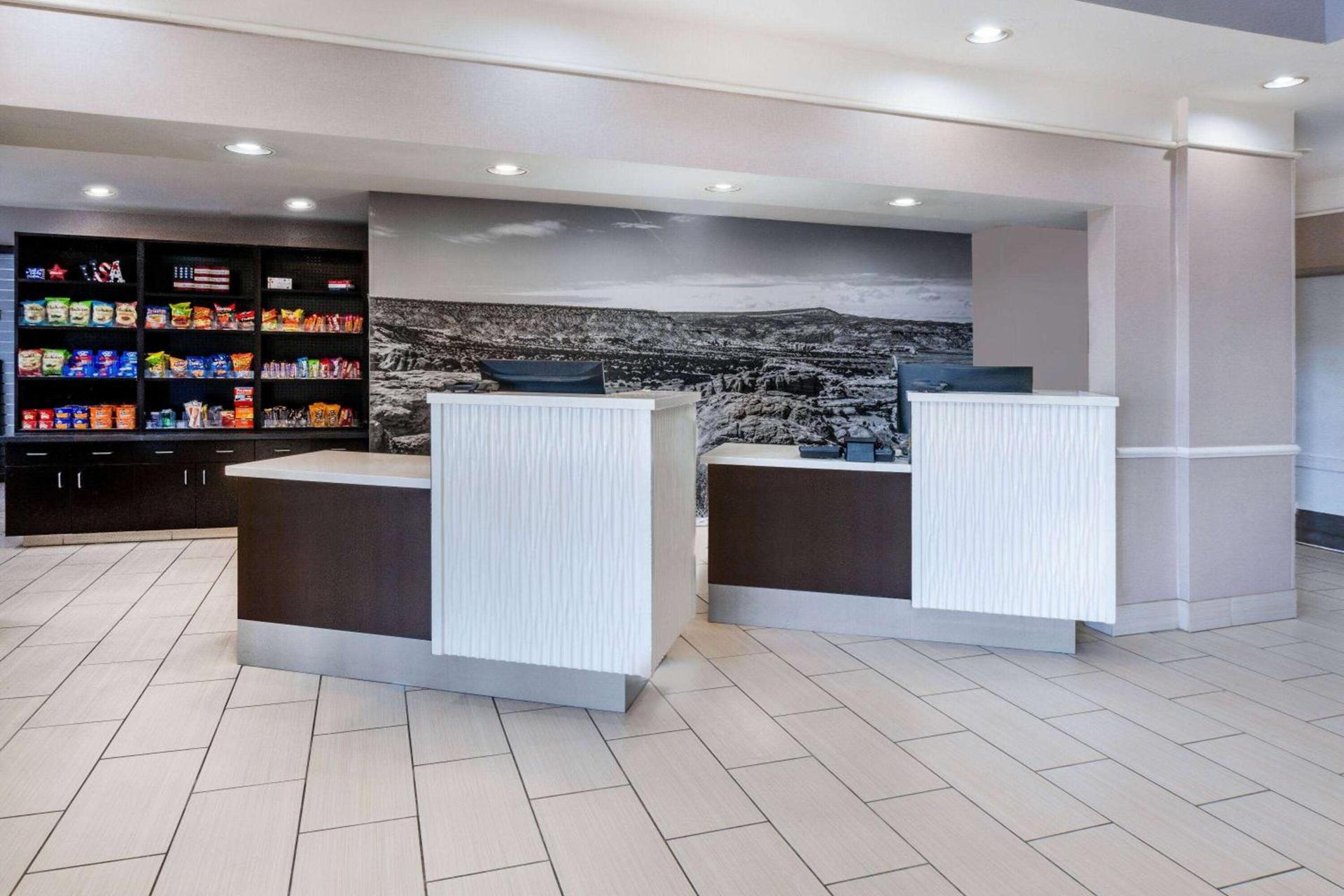La Quinta by Wyndham Roswell photo 4