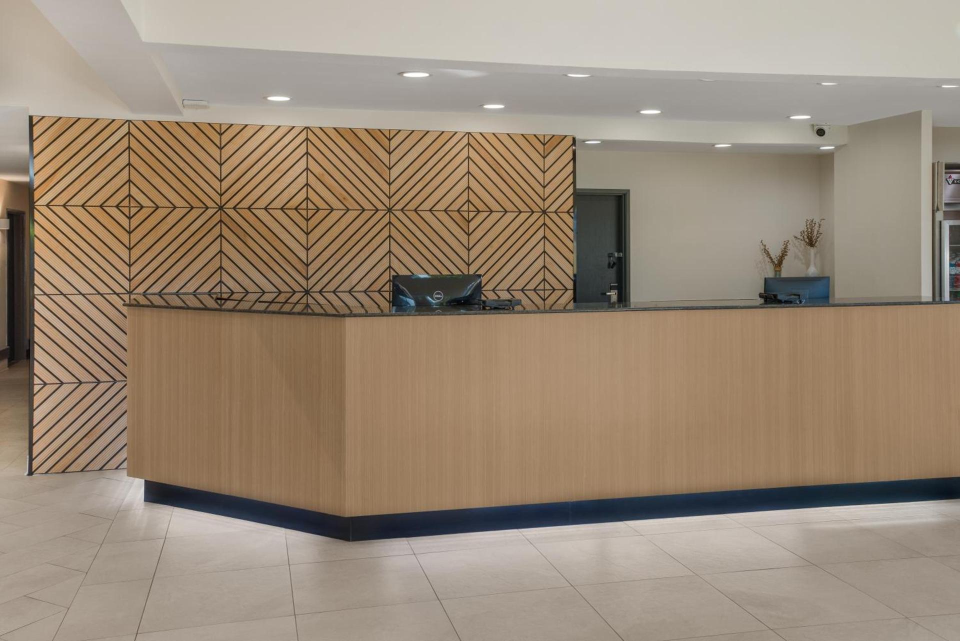 The Marco Hotel Lake Charles photo 22