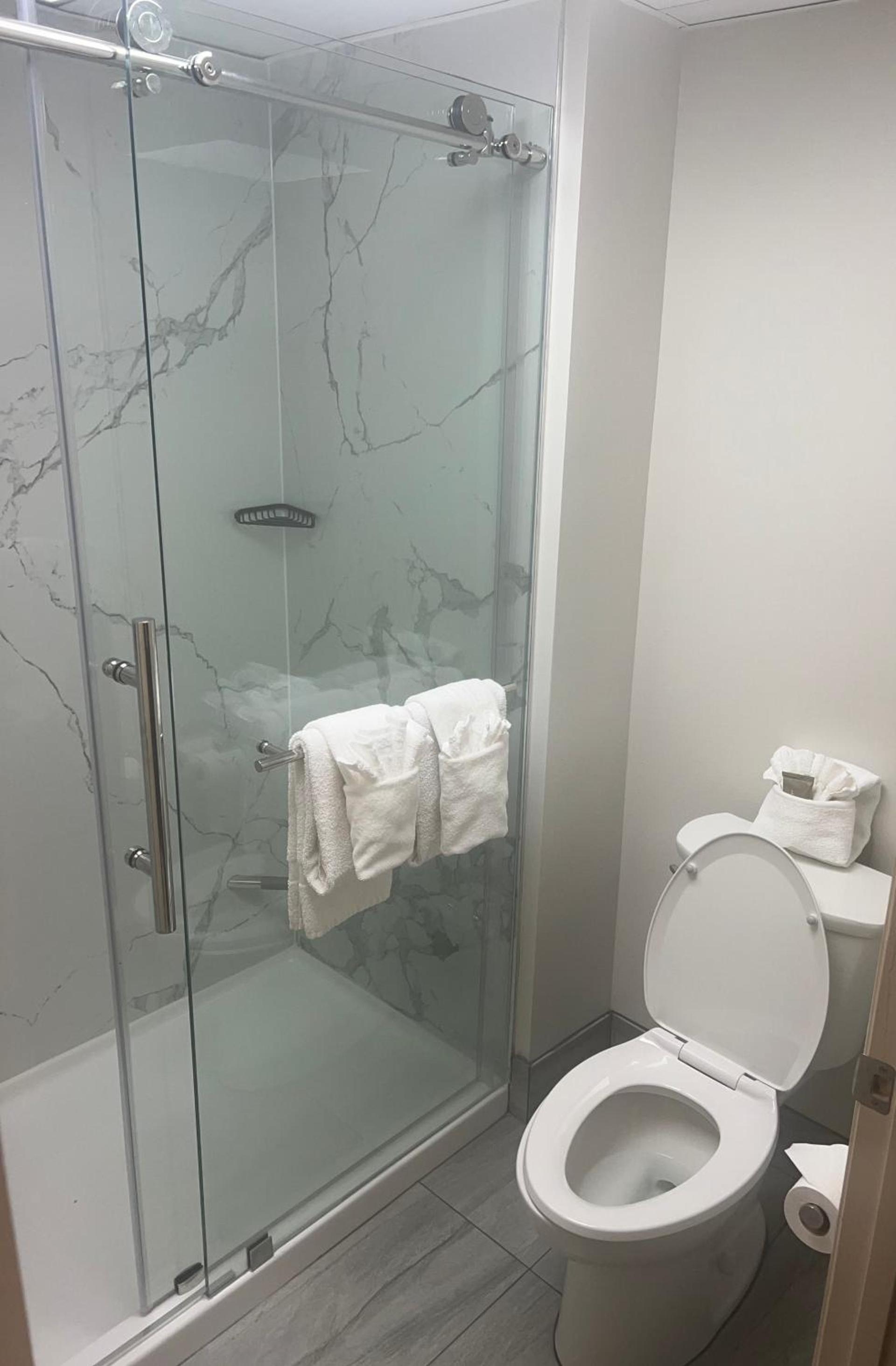 Country Inn & Suites by Radisson, Shelby, NC photo 45