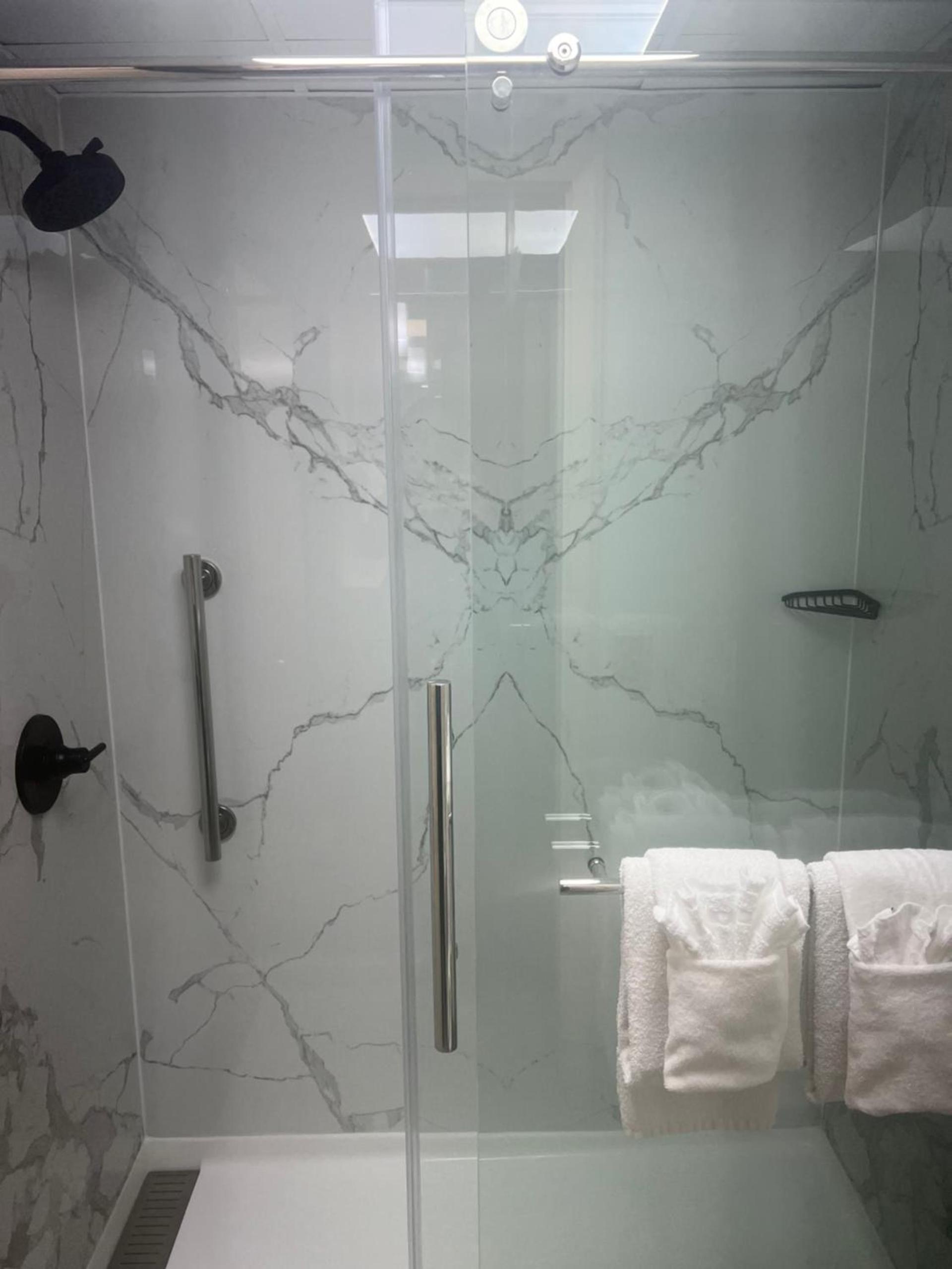 Country Inn & Suites by Radisson, Shelby, NC photo 30