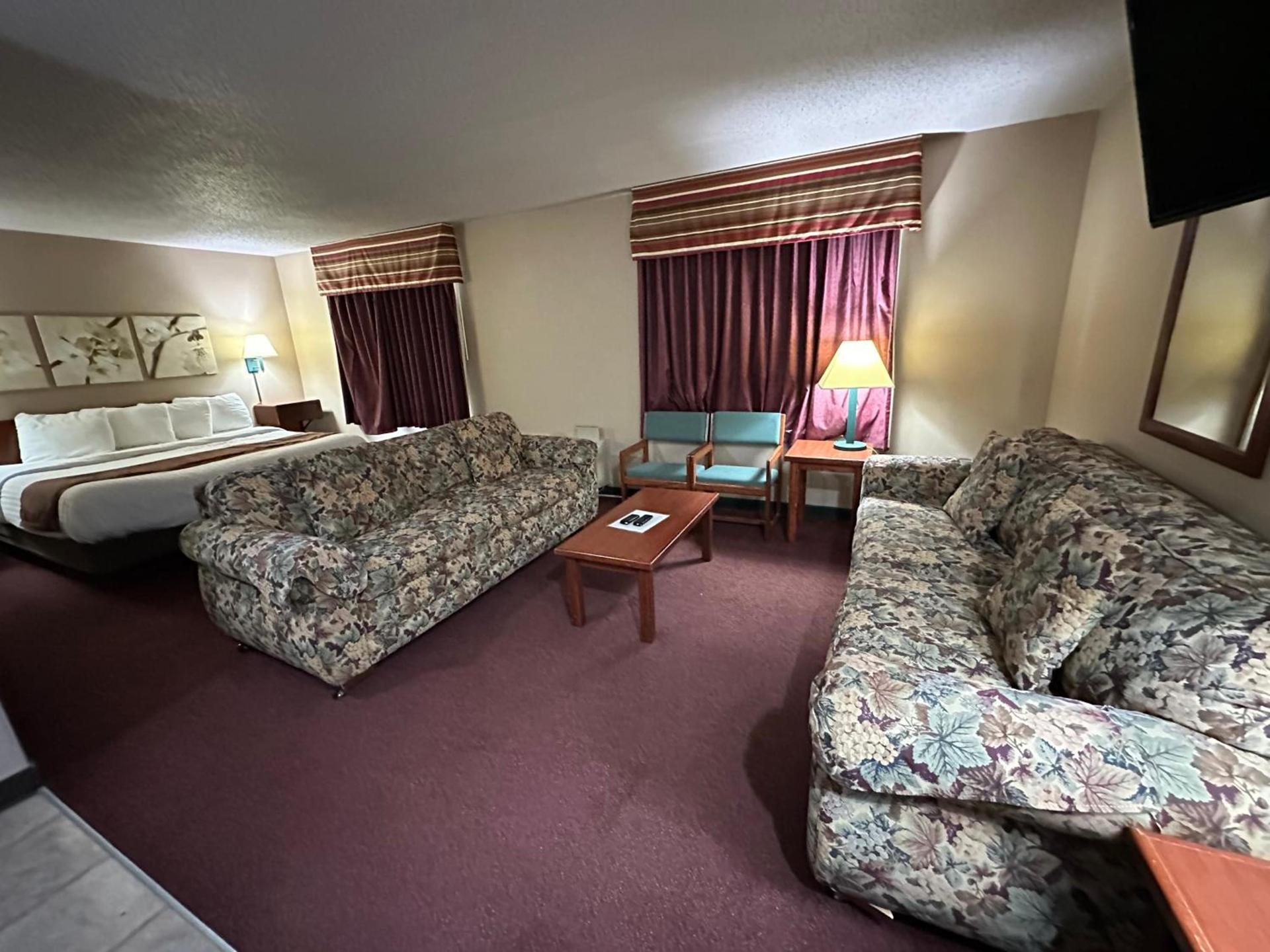 De Smet Super Deluxe Inn & suites photo 26